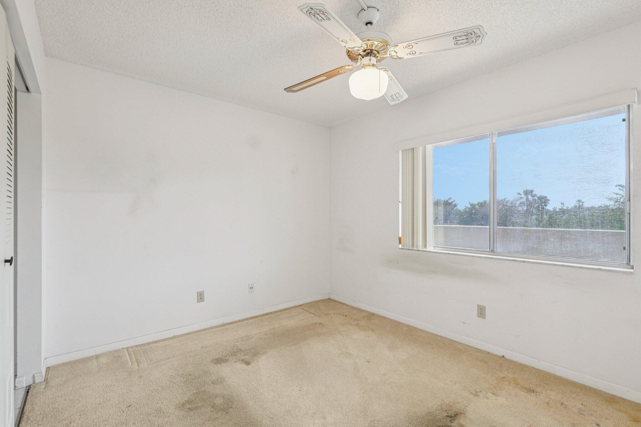 BARRINGTON AT POINCIANA CONDO - Residential