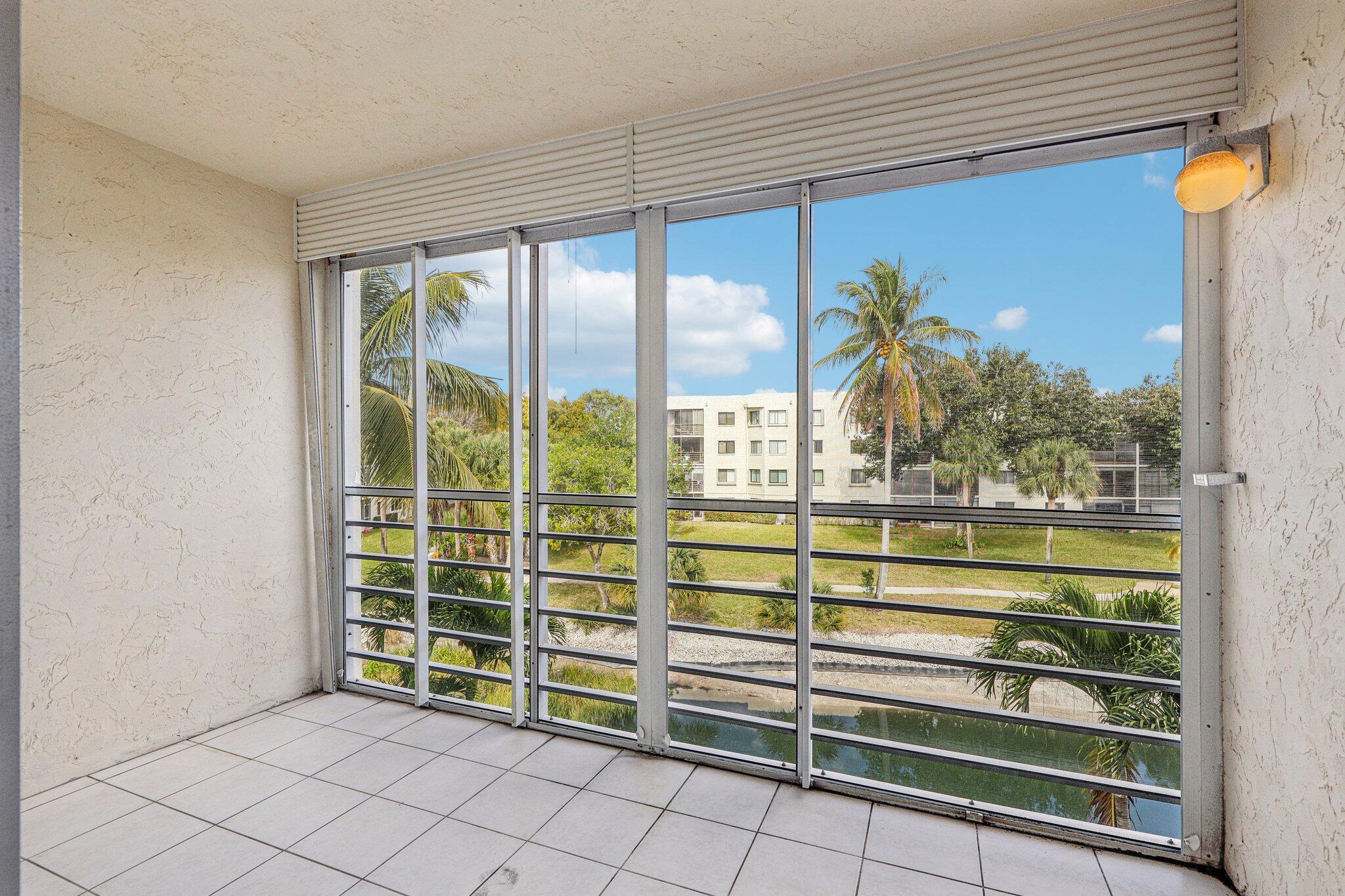 BARRINGTON AT POINCIANA CONDO - Residential