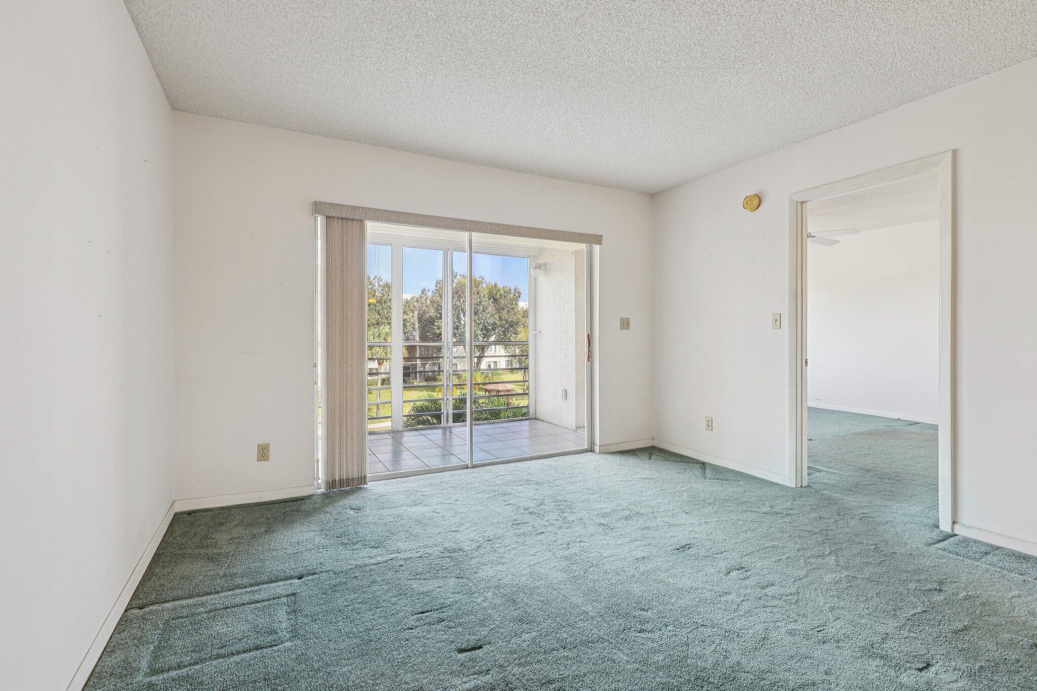 BARRINGTON AT POINCIANA CONDO - Residential