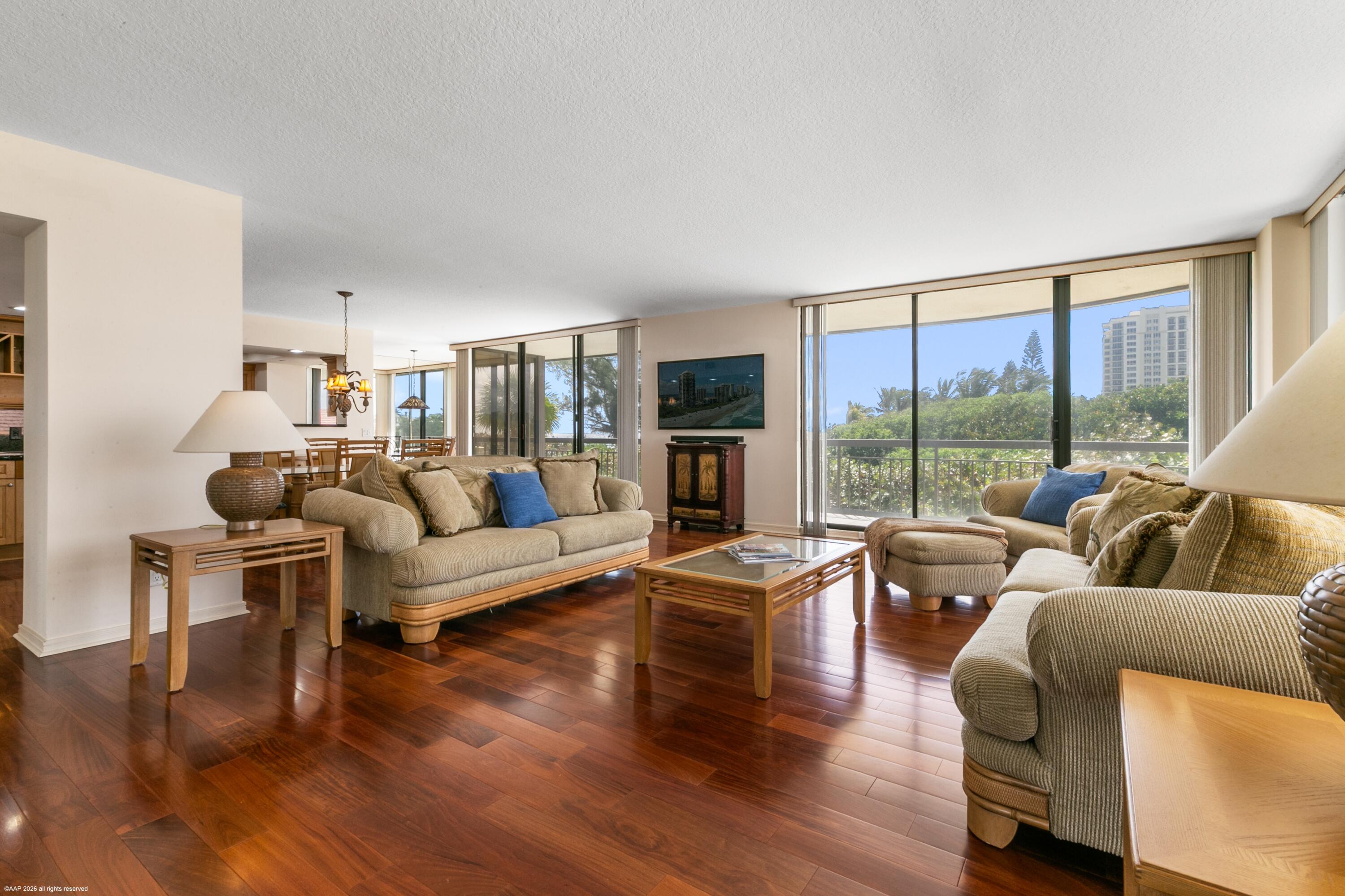 MARTINIQUE 2 CONDO - Residential