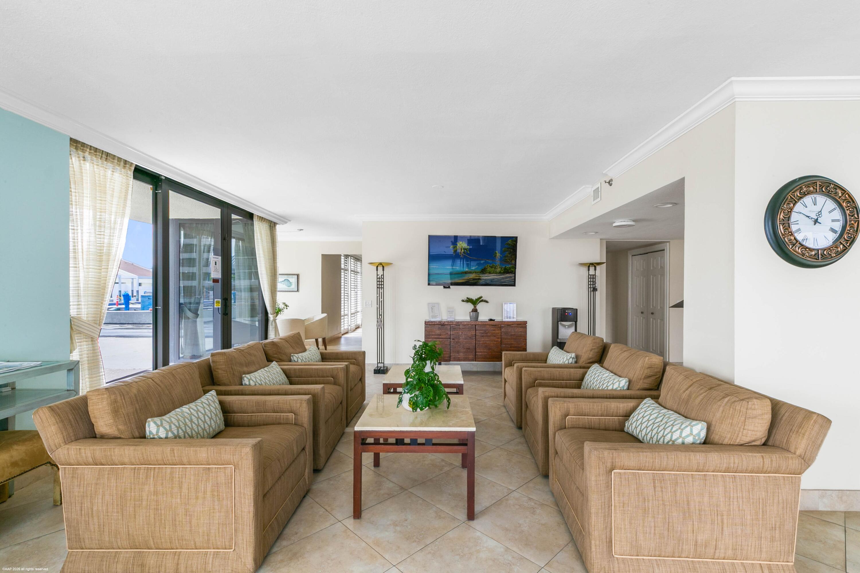 MARTINIQUE 2 CONDO - Residential