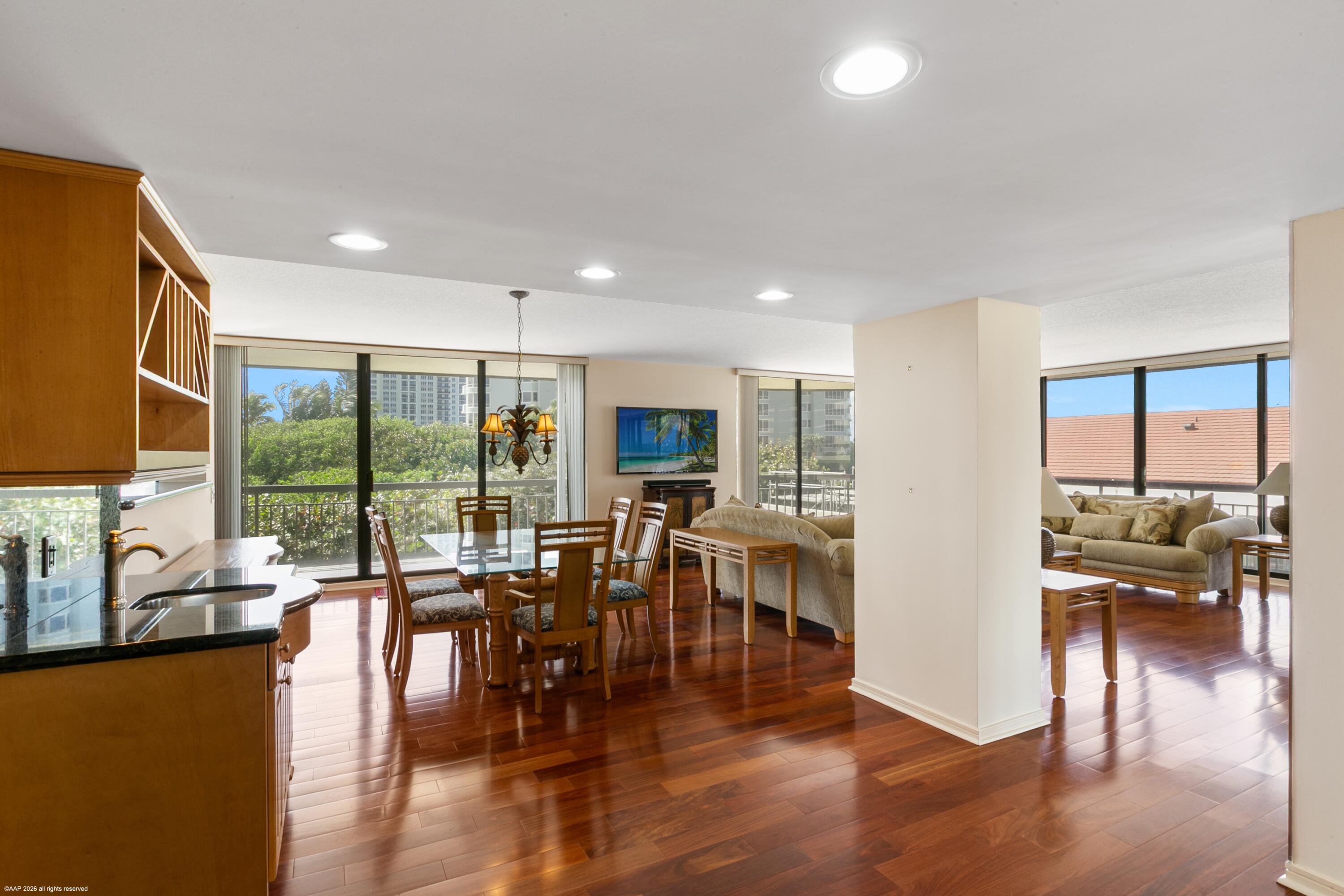 MARTINIQUE 2 CONDO - Residential