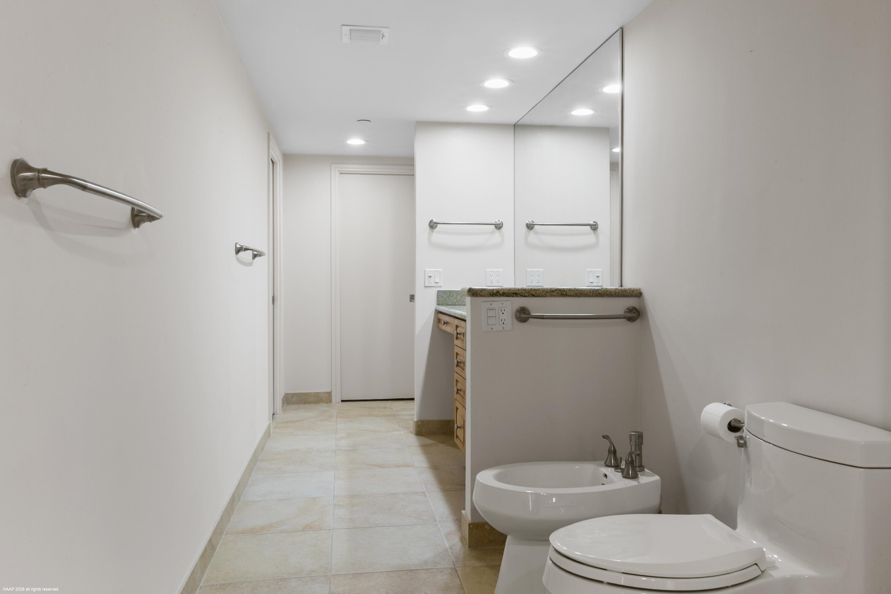 MARTINIQUE 2 CONDO - Residential