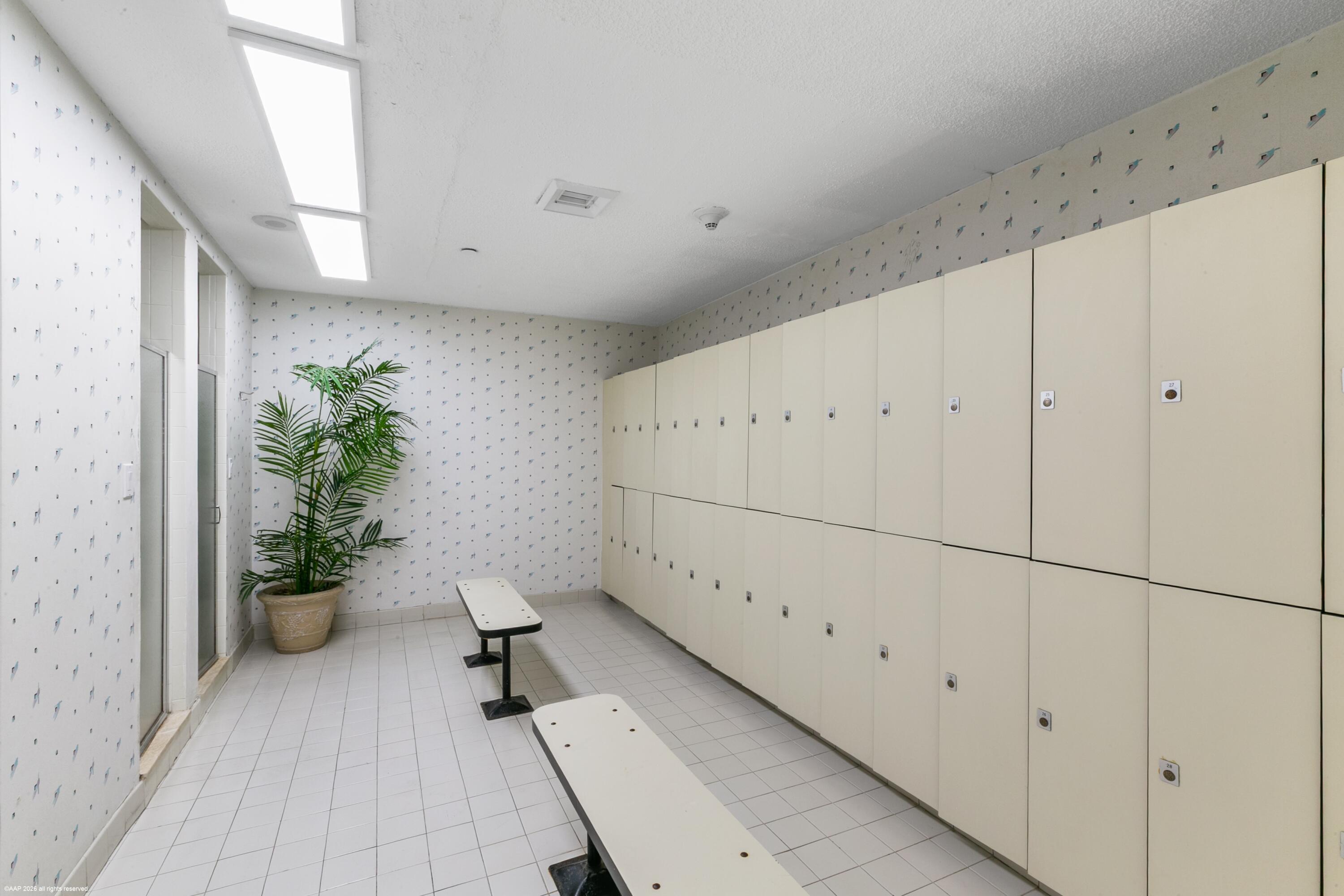 MARTINIQUE 2 CONDO - Residential