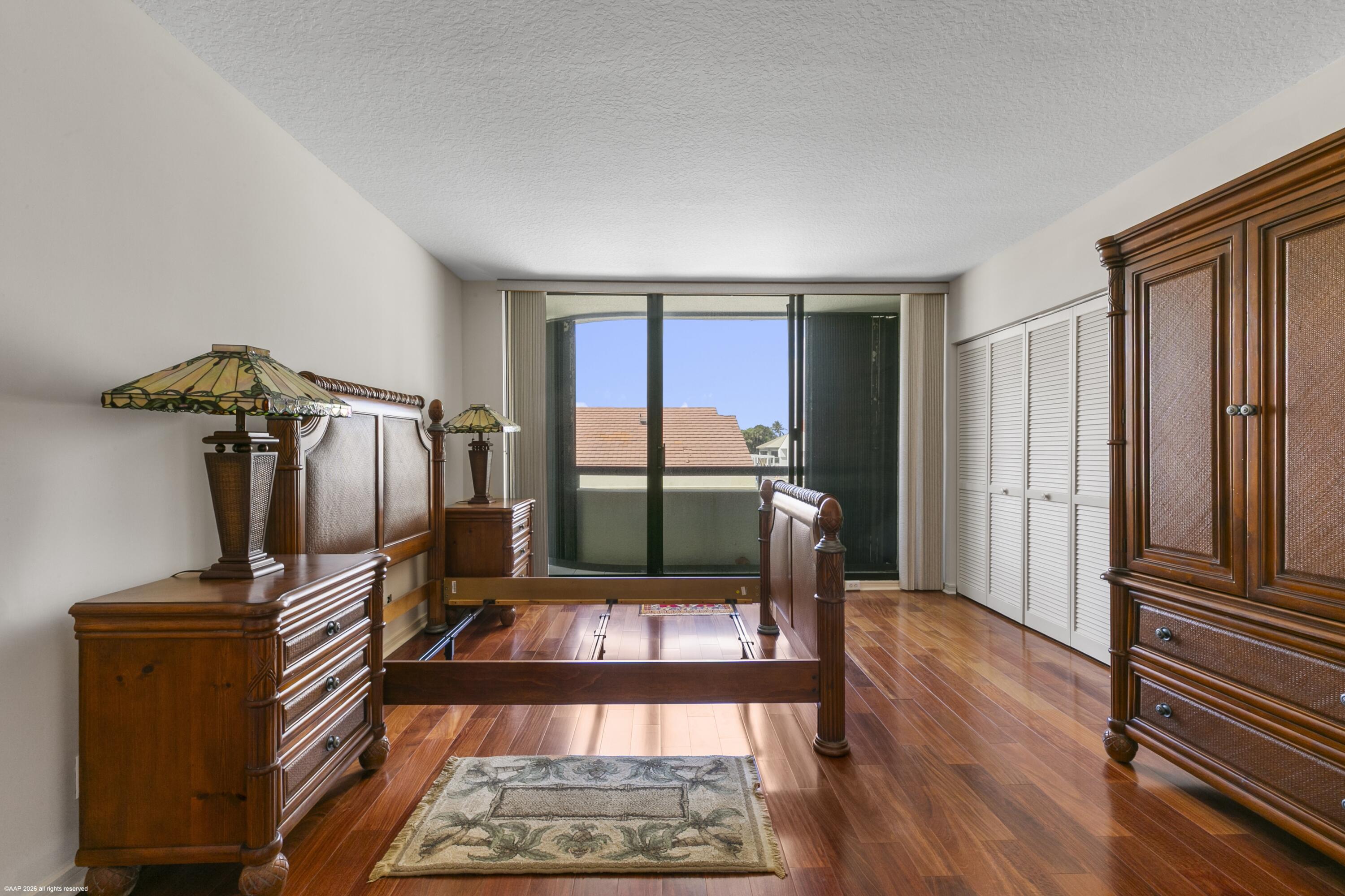 MARTINIQUE 2 CONDO - Residential