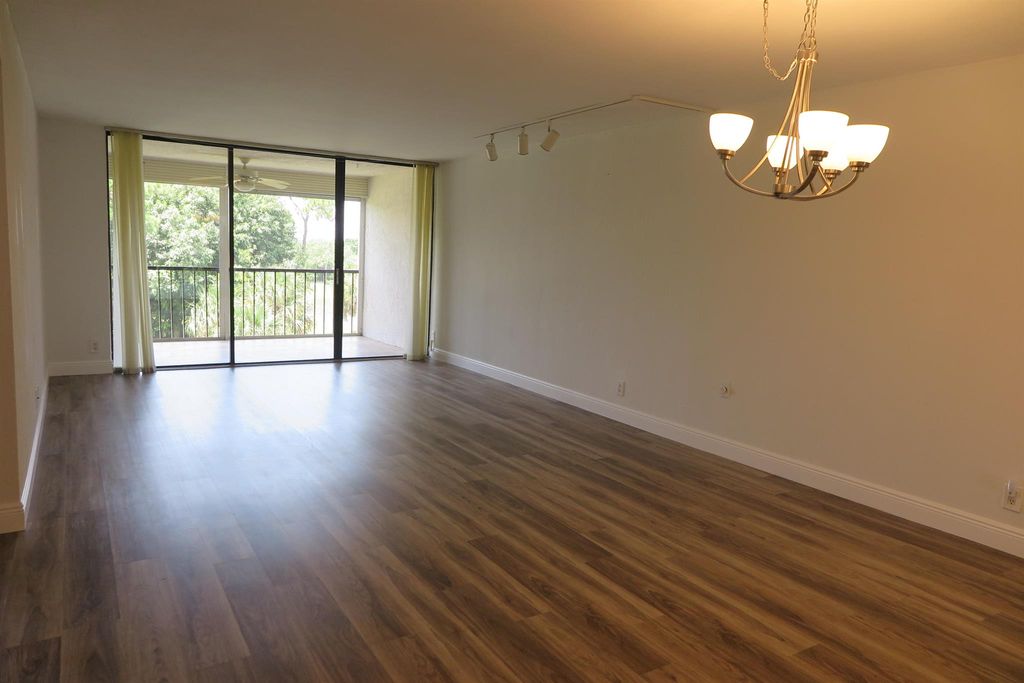 Photo of 6562 Boca Del Mar Drive #424, Boca Raton, FL 33433 (MLS # R11094318)