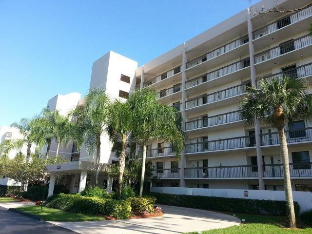 CLUB ROYALE - Residential Lease