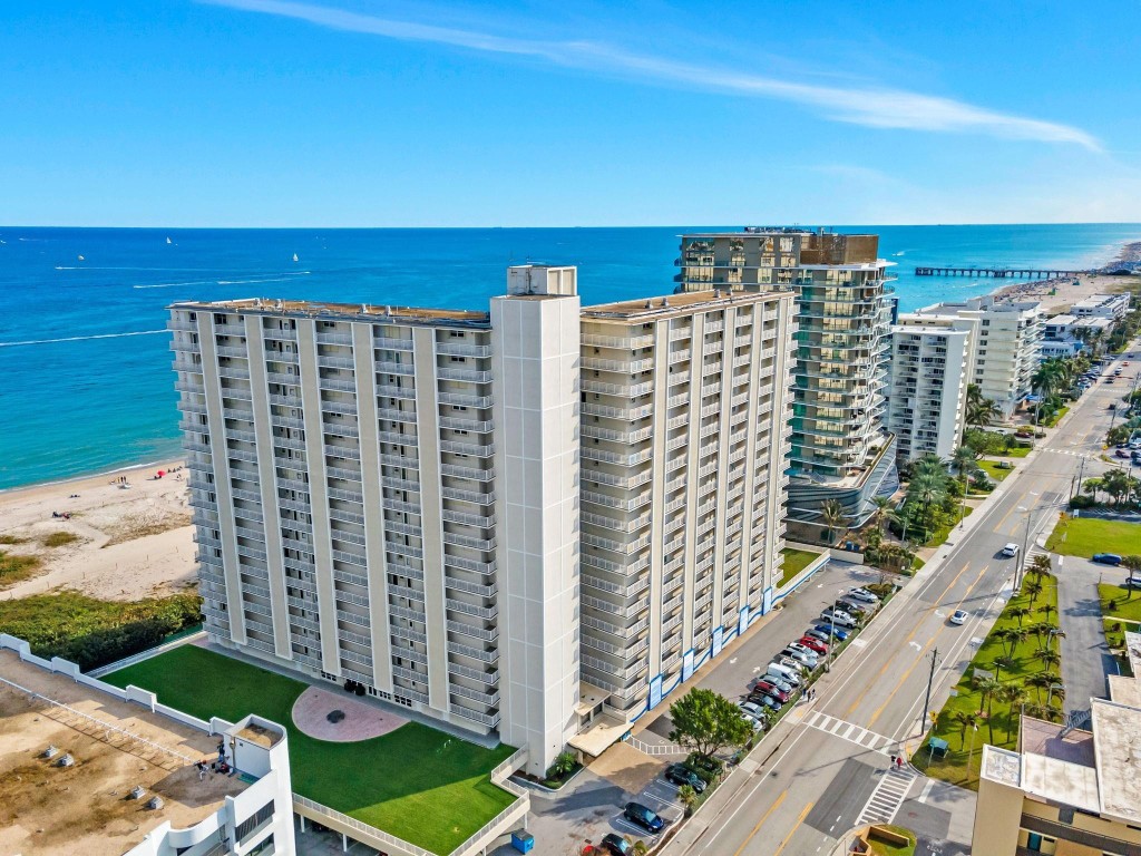 Admiralty Towers - Residential