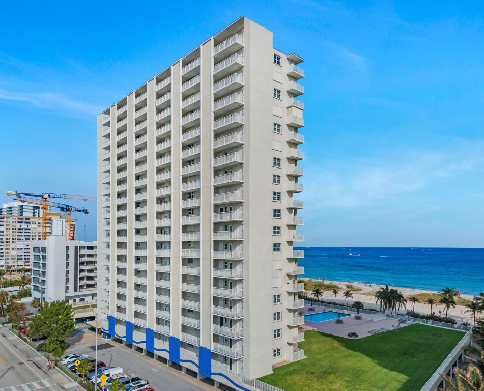 Admiralty Towers - Residential