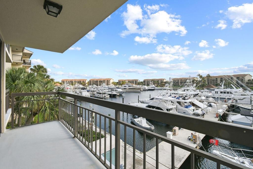 Photo of 2301 Marina Isle Way #301, Jupiter, FL 33477 (MLS # R10970093)