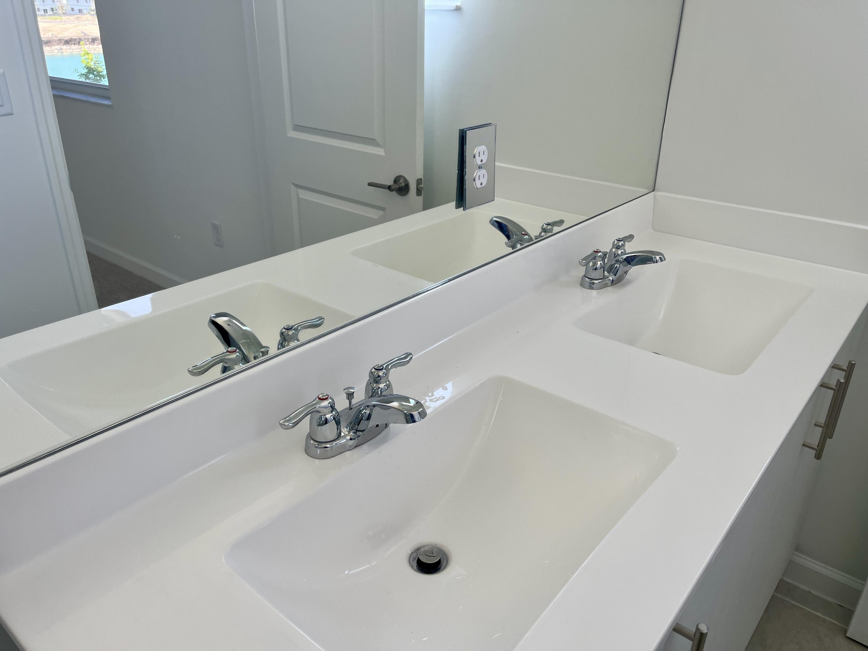 LAGOS AT ALTAMIRA - Residential Lease