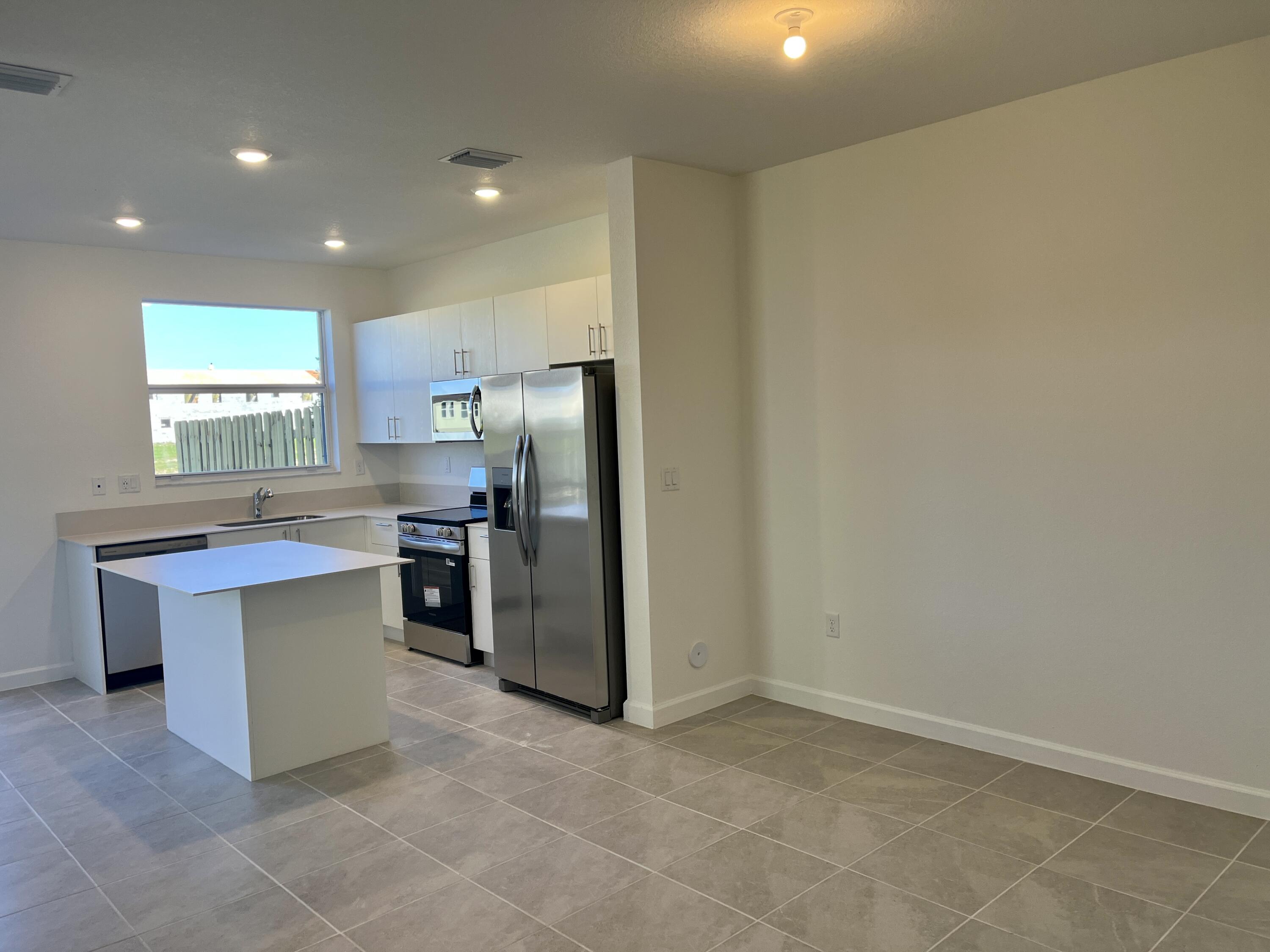 LAGOS AT ALTAMIRA - Residential Lease
