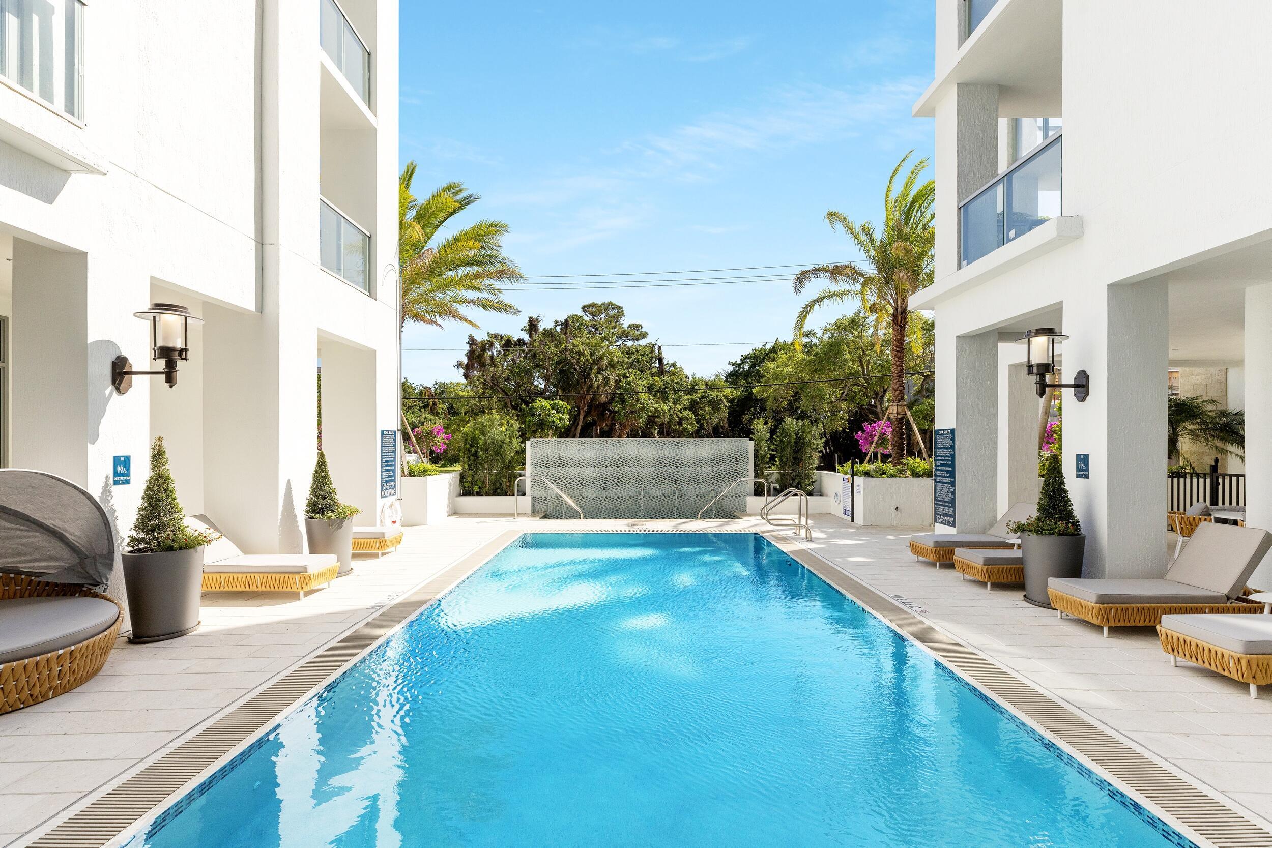 ROYAL PALM RESIDENCES - Residential Lease