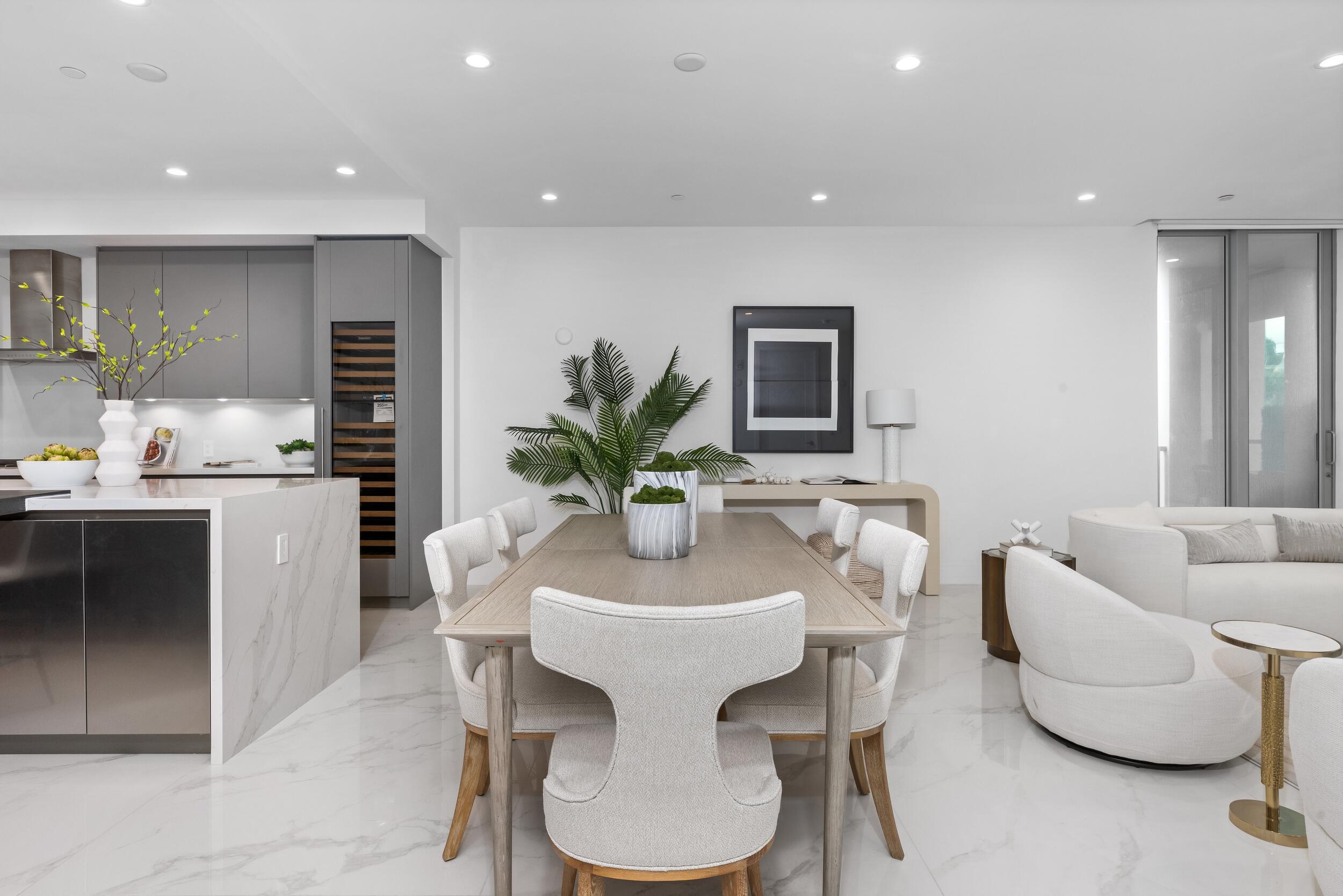 ROYAL PALM RESIDENCES - Residential Lease