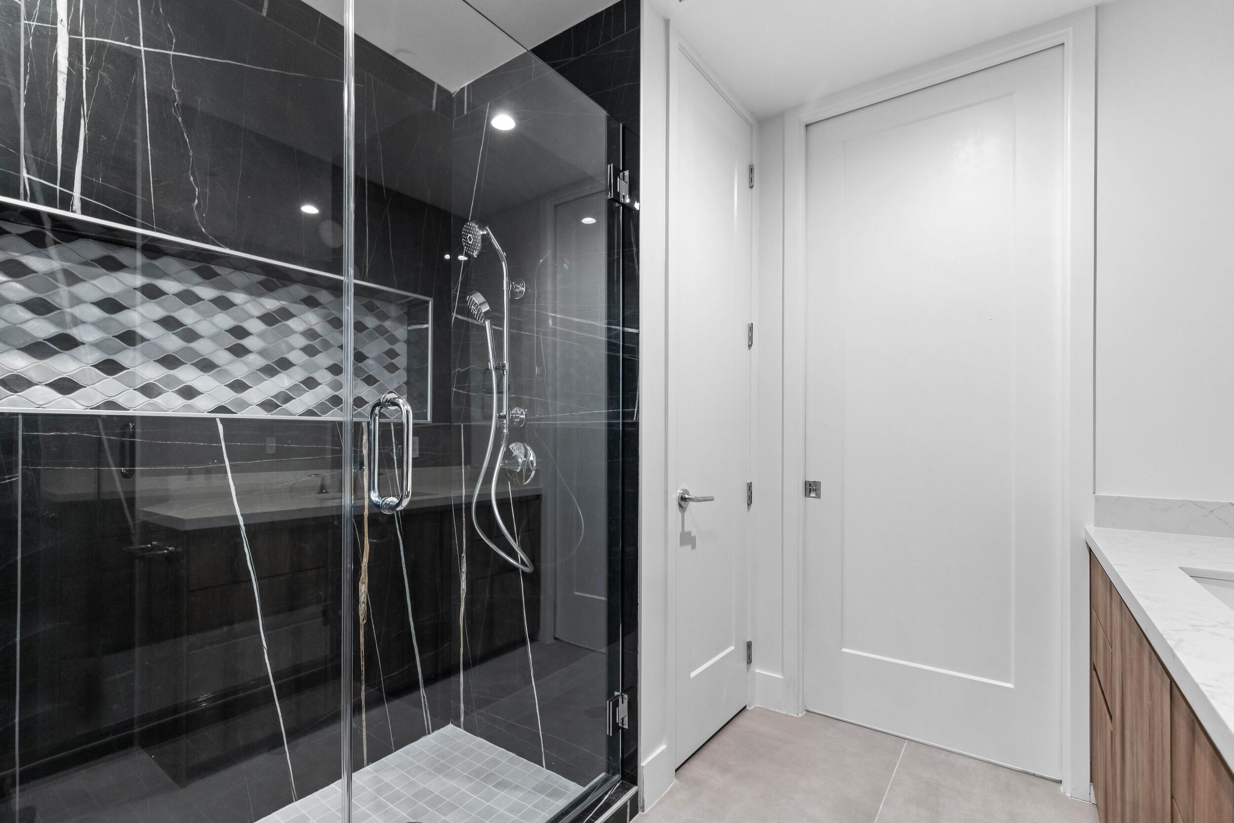 ROYAL PALM RESIDENCES - Residential Lease