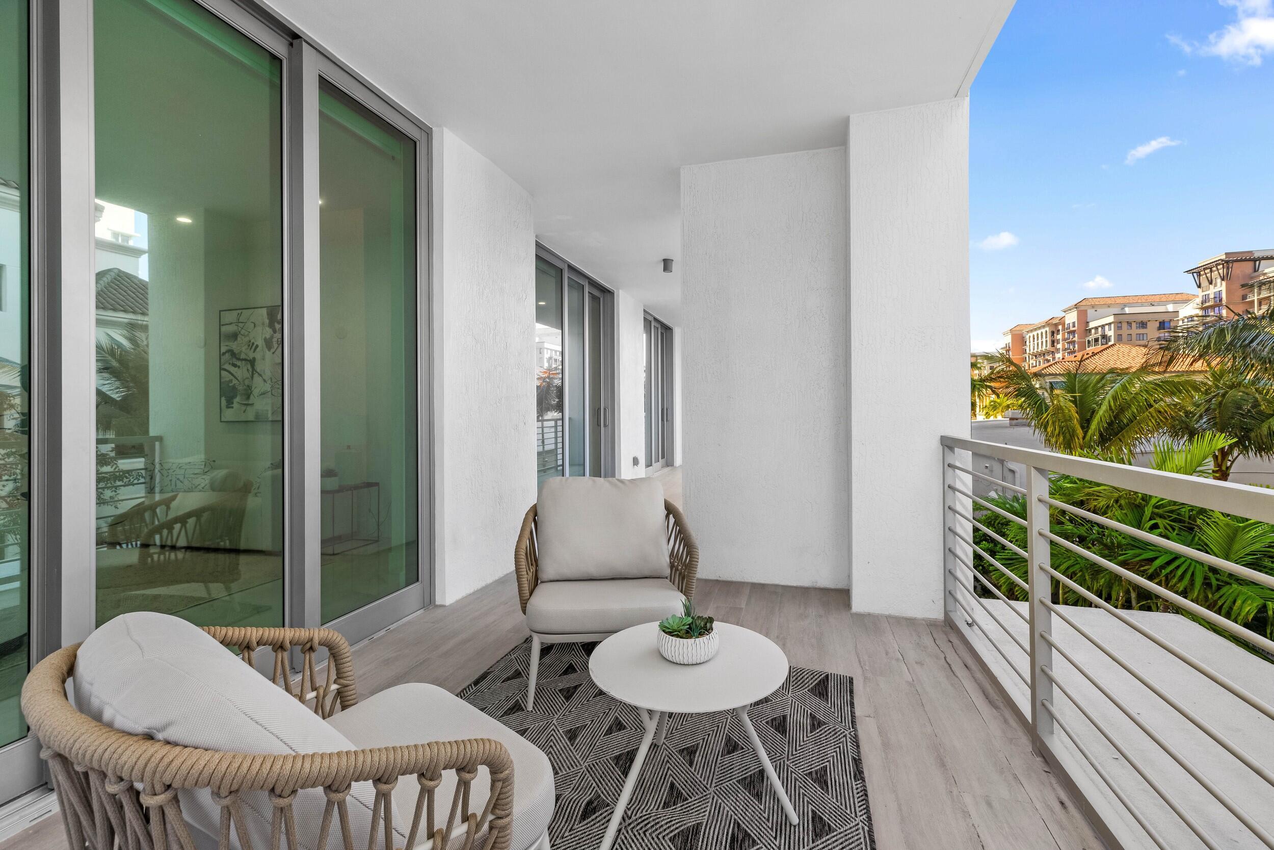 ROYAL PALM RESIDENCES - Residential Lease
