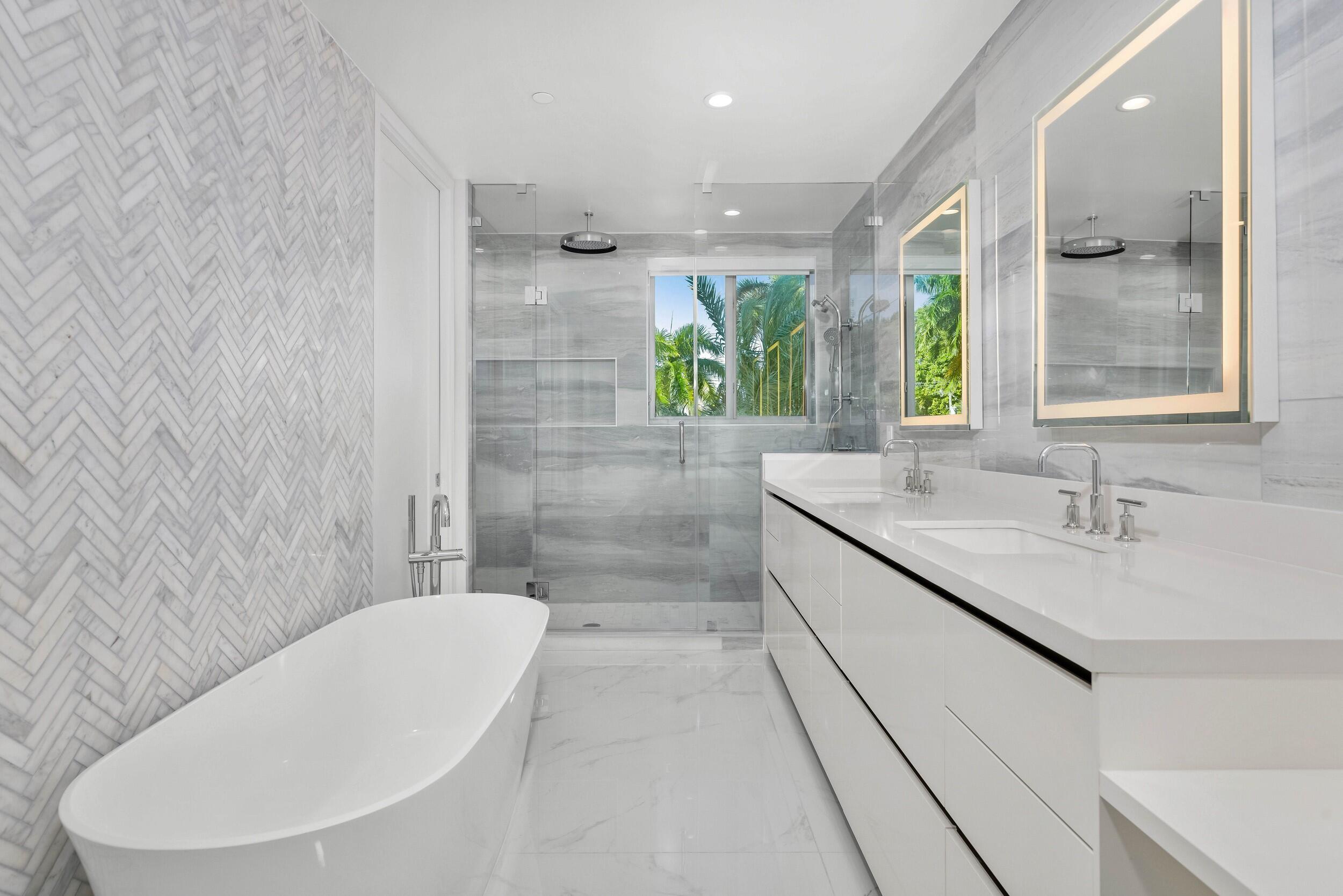 ROYAL PALM RESIDENCES - Residential Lease
