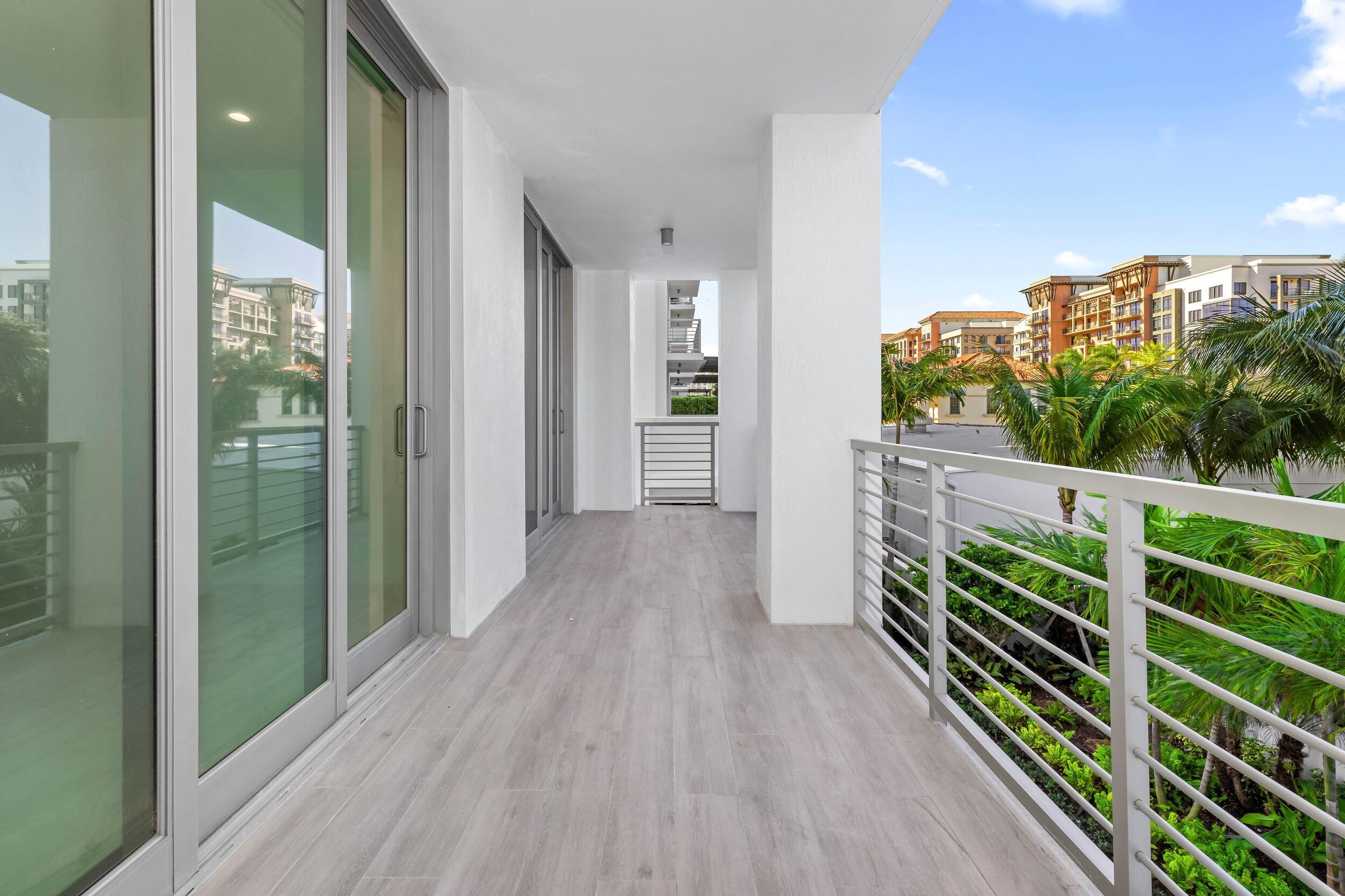 ROYAL PALM RESIDENCES - Residential Lease