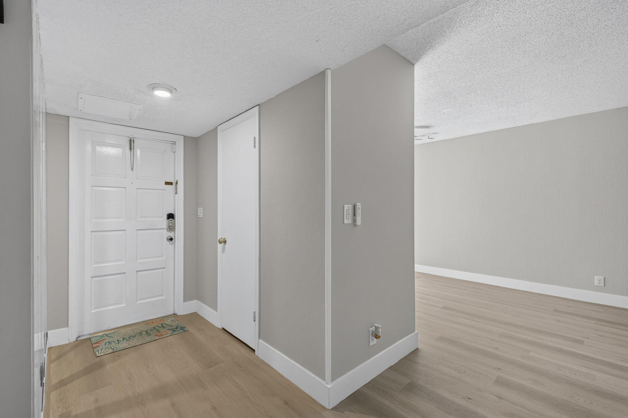 3107 N Palm Aire Drive