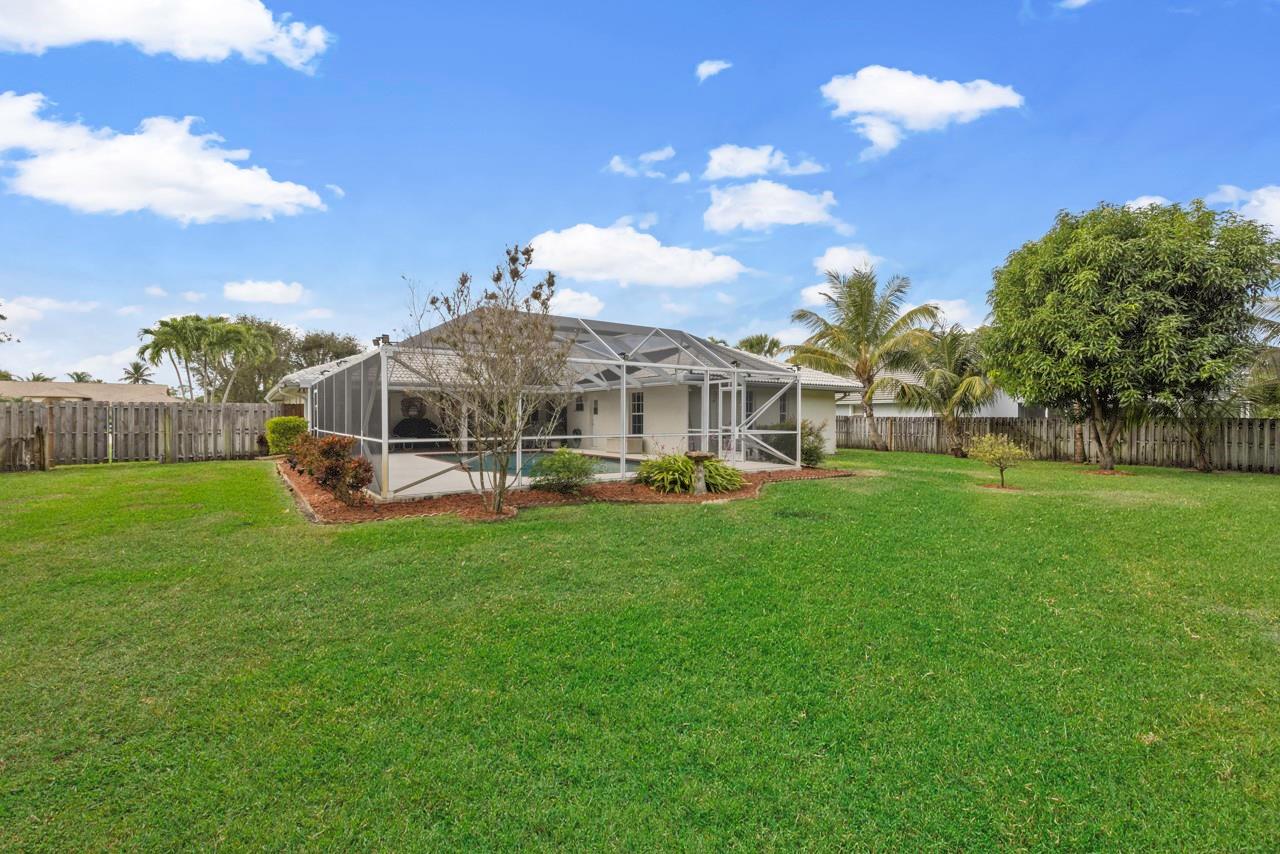 Pinecrest Lakes Ph 09 - Residential