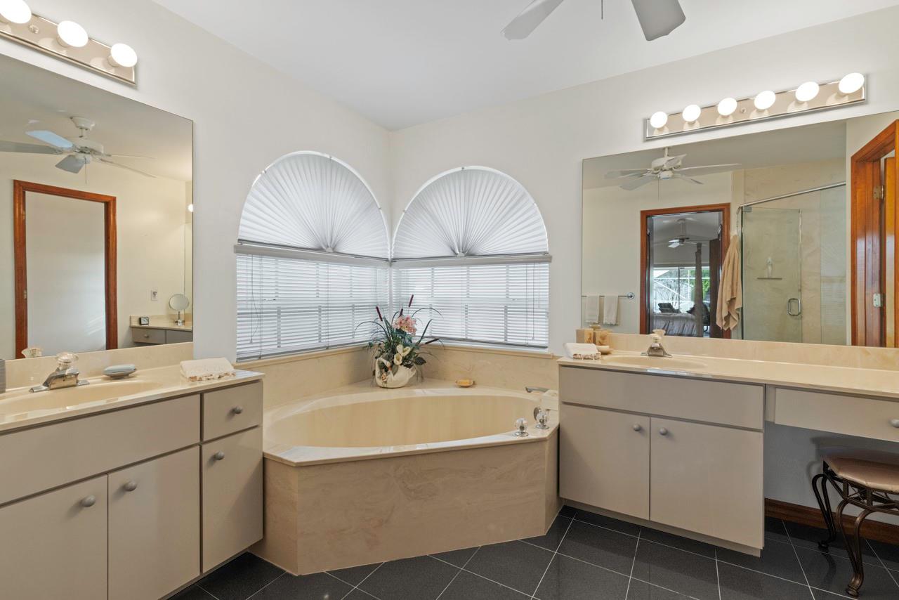 Pinecrest Lakes Ph 09 - Residential