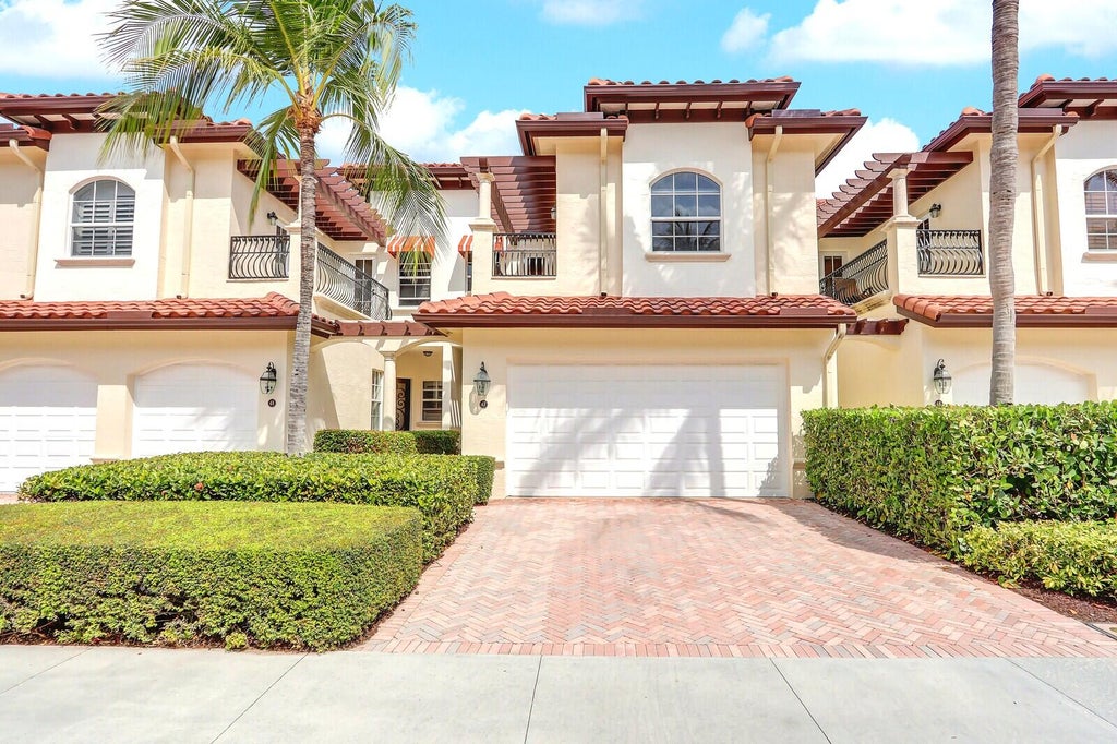 Photo of 47 Marina Gardens Drive, Palm Beach Gardens, FL 33410 (MLS # R11075885)