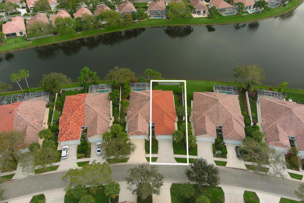 RIVERWALK - Residential Lease