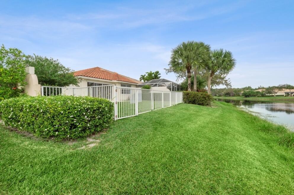 RIVERWALK - Residential Lease