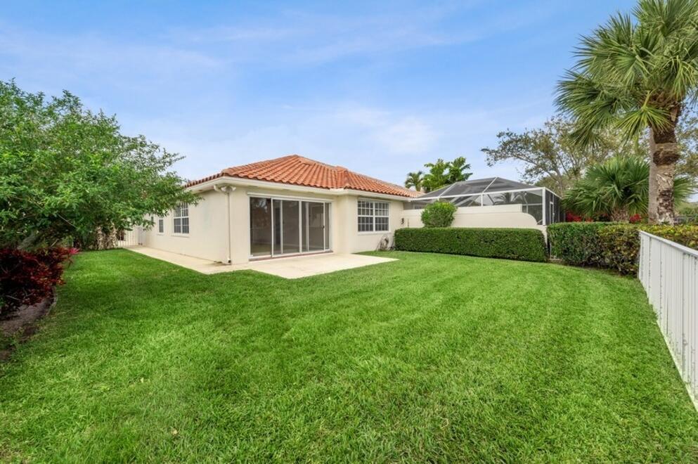 RIVERWALK - Residential Lease