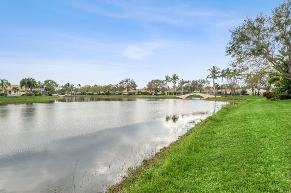 RIVERWALK - Residential Lease