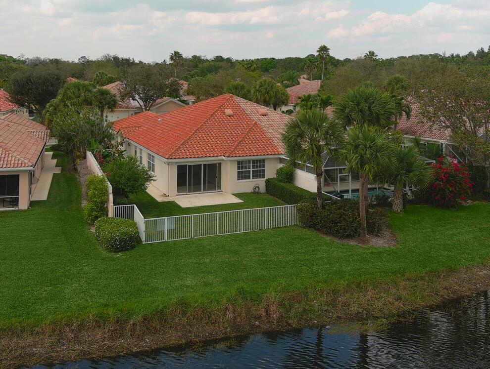 RIVERWALK - Residential Lease