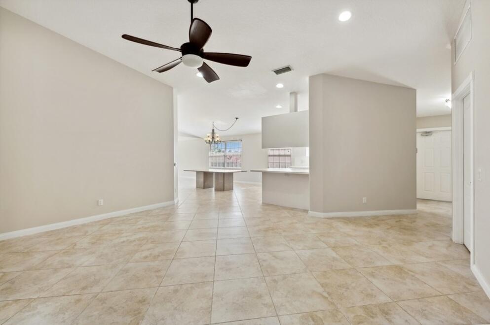 RIVERWALK - Residential Lease