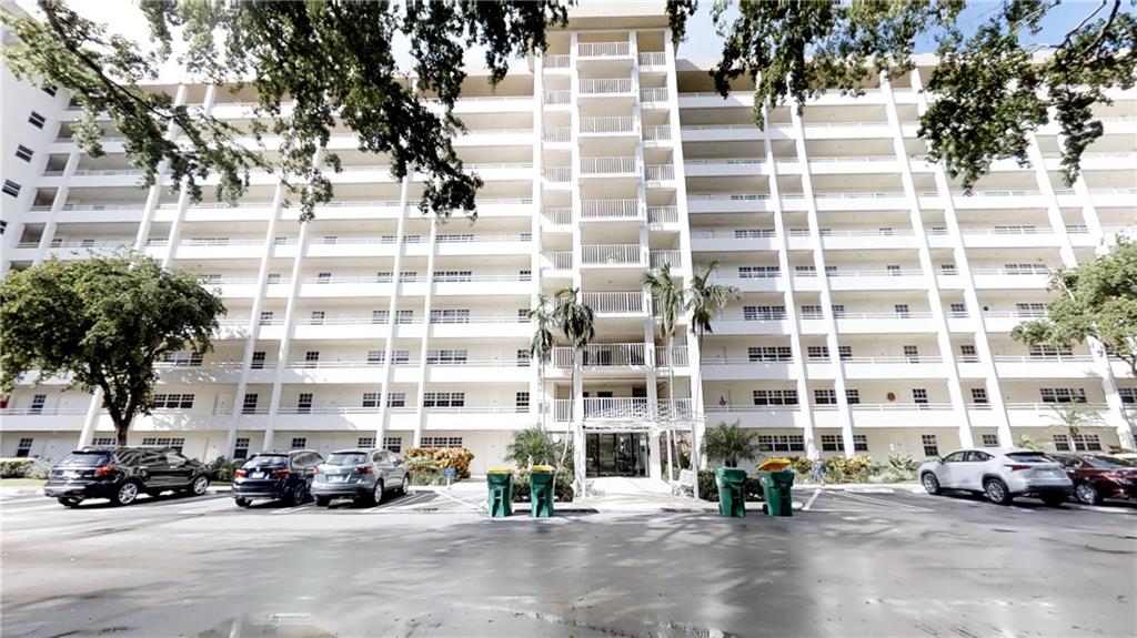 Palm Aire Country Club - Residential