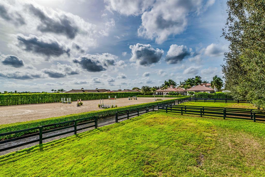 GRAND PRIX VILLAGE - Residential