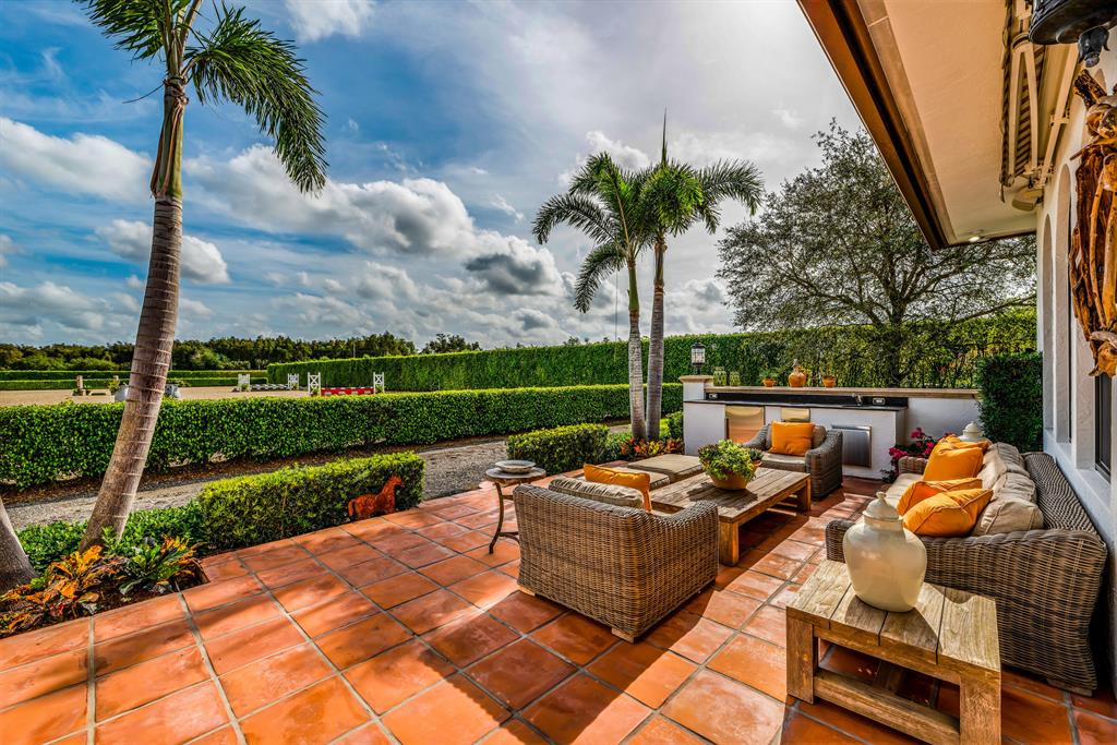 GRAND PRIX VILLAGE - Residential