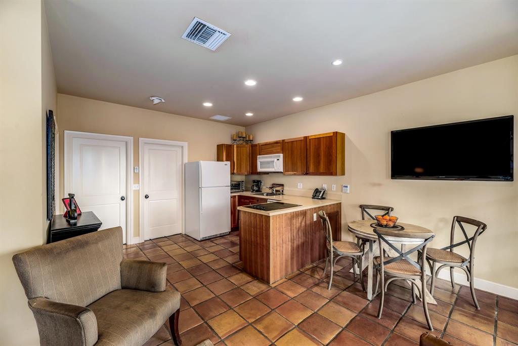 GRAND PRIX VILLAGE - Residential