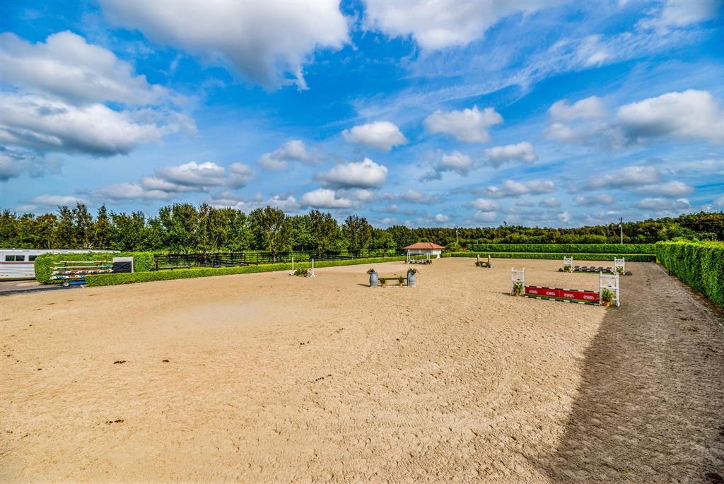 GRAND PRIX VILLAGE - Residential