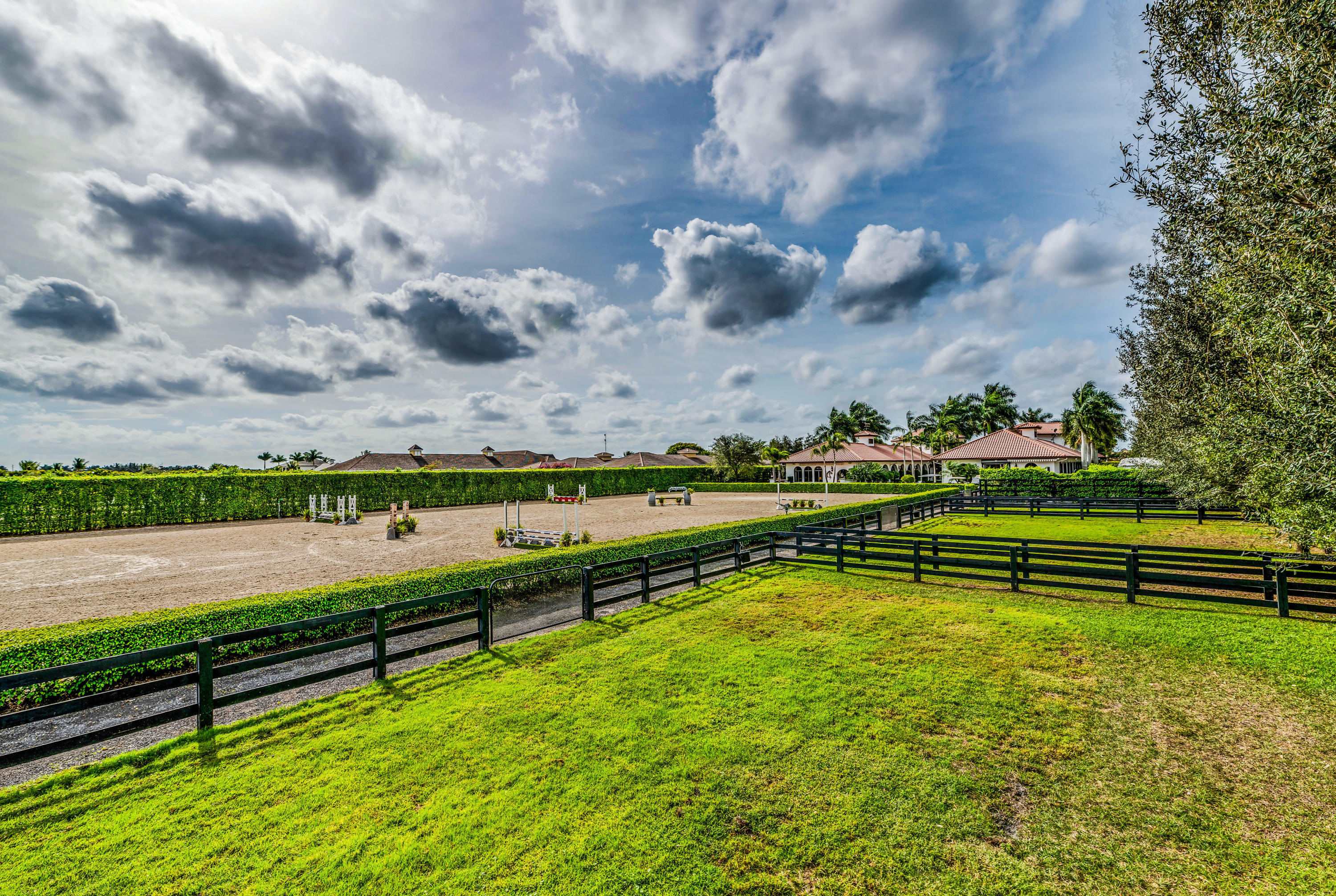 GRAND PRIX VILLAGE - Residential