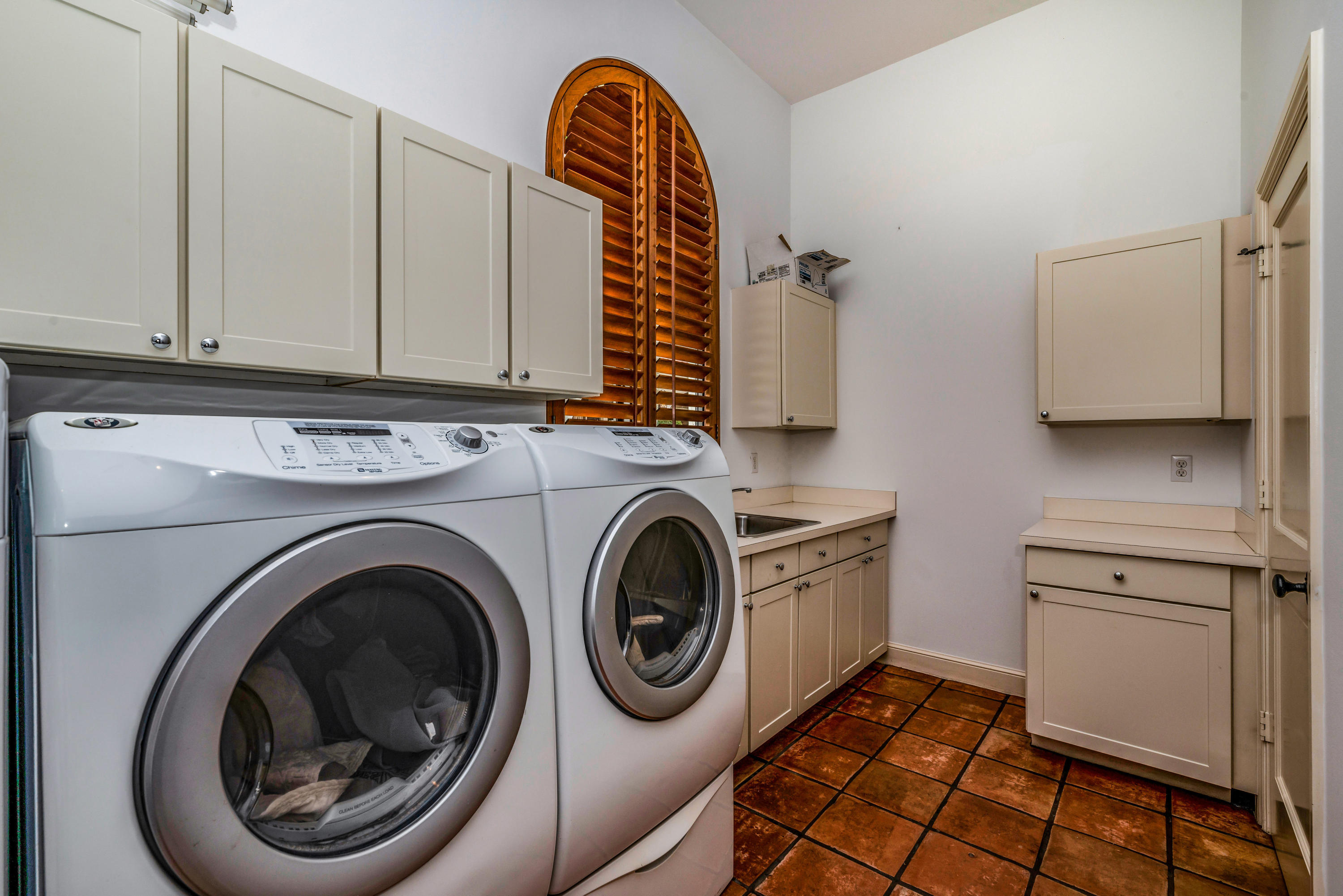 GRAND PRIX VILLAGE - Residential