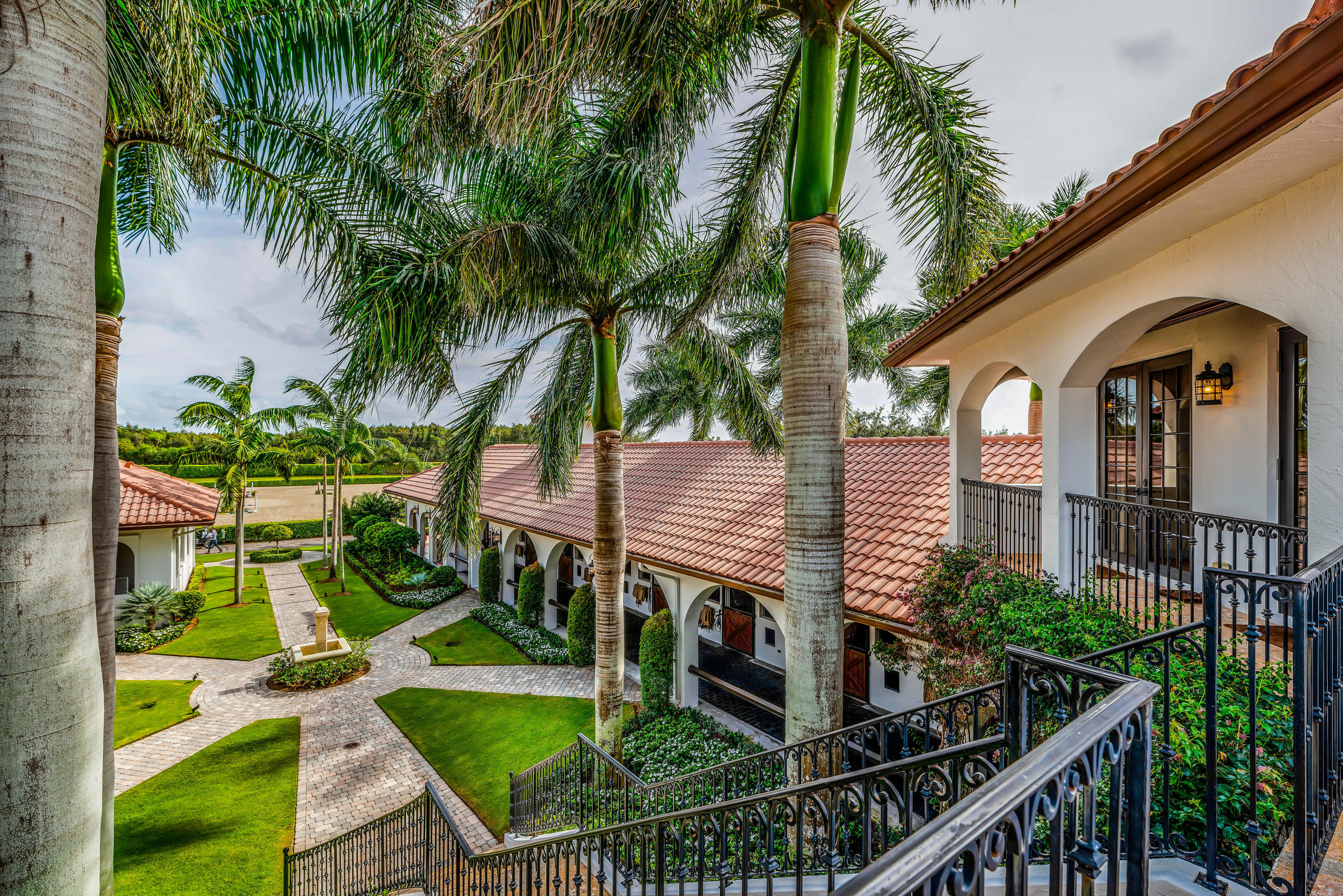 GRAND PRIX VILLAGE - Residential