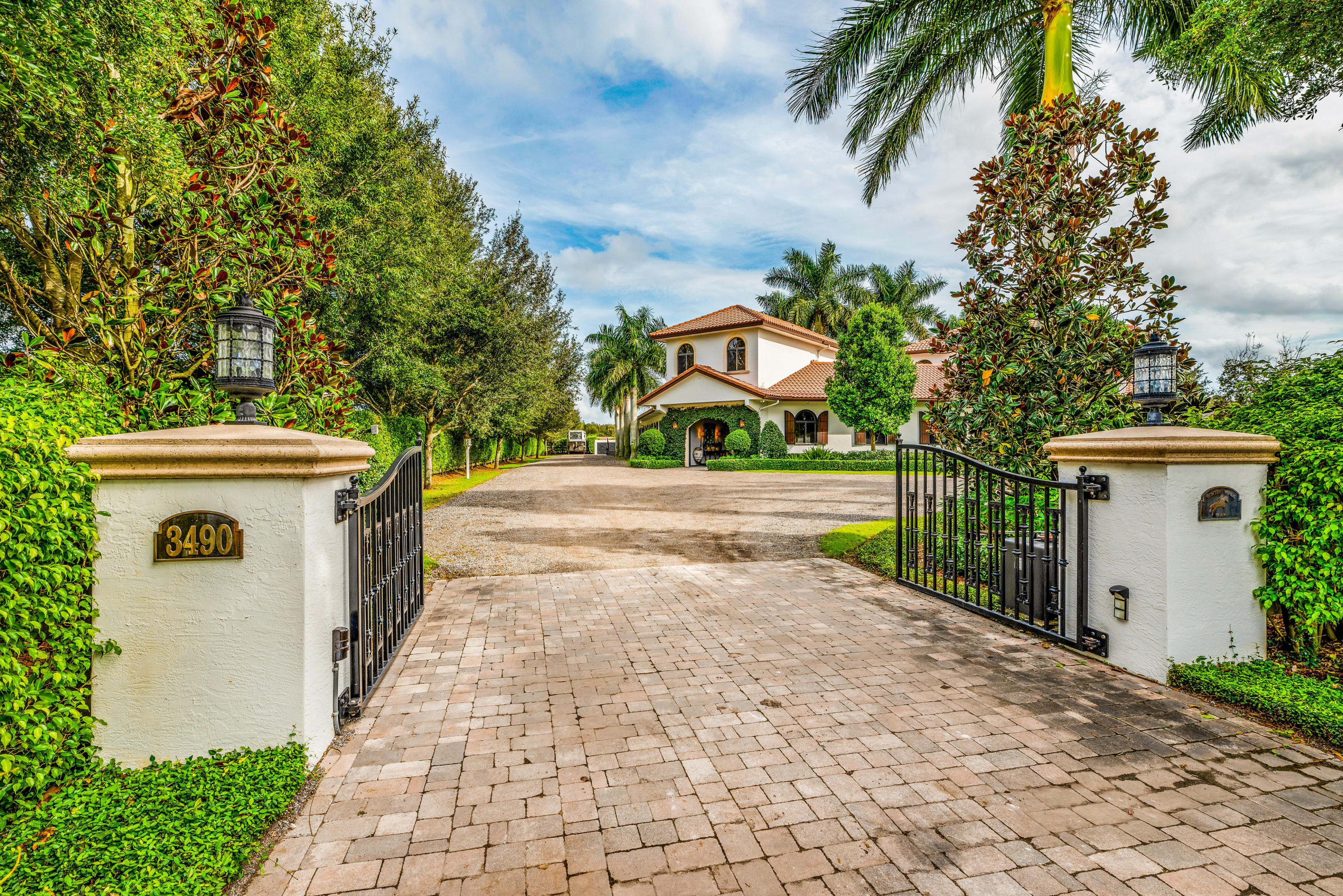 GRAND PRIX VILLAGE - Residential