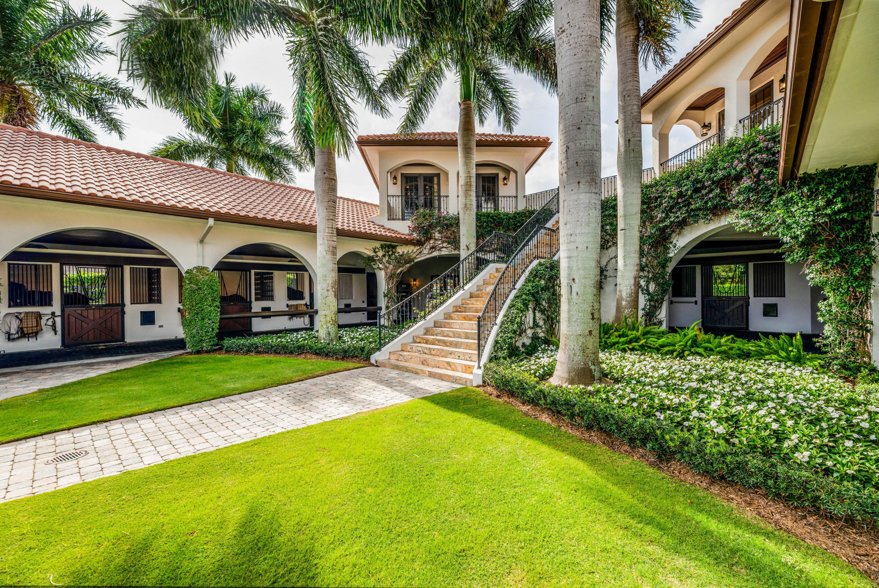 GRAND PRIX VILLAGE - Residential