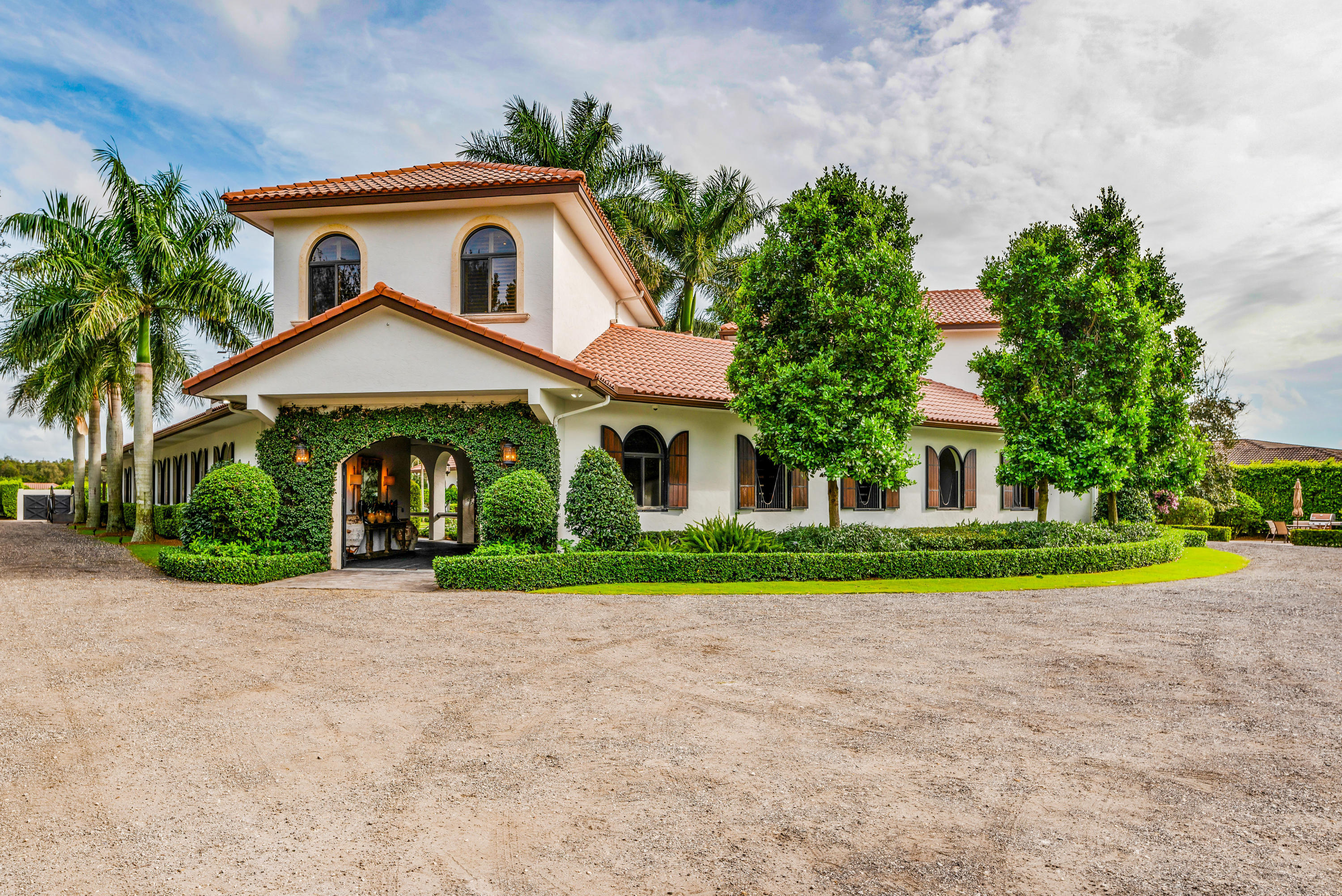 GRAND PRIX VILLAGE - Residential