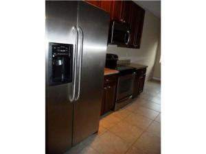 East Lake Village 03 - Residential Lease