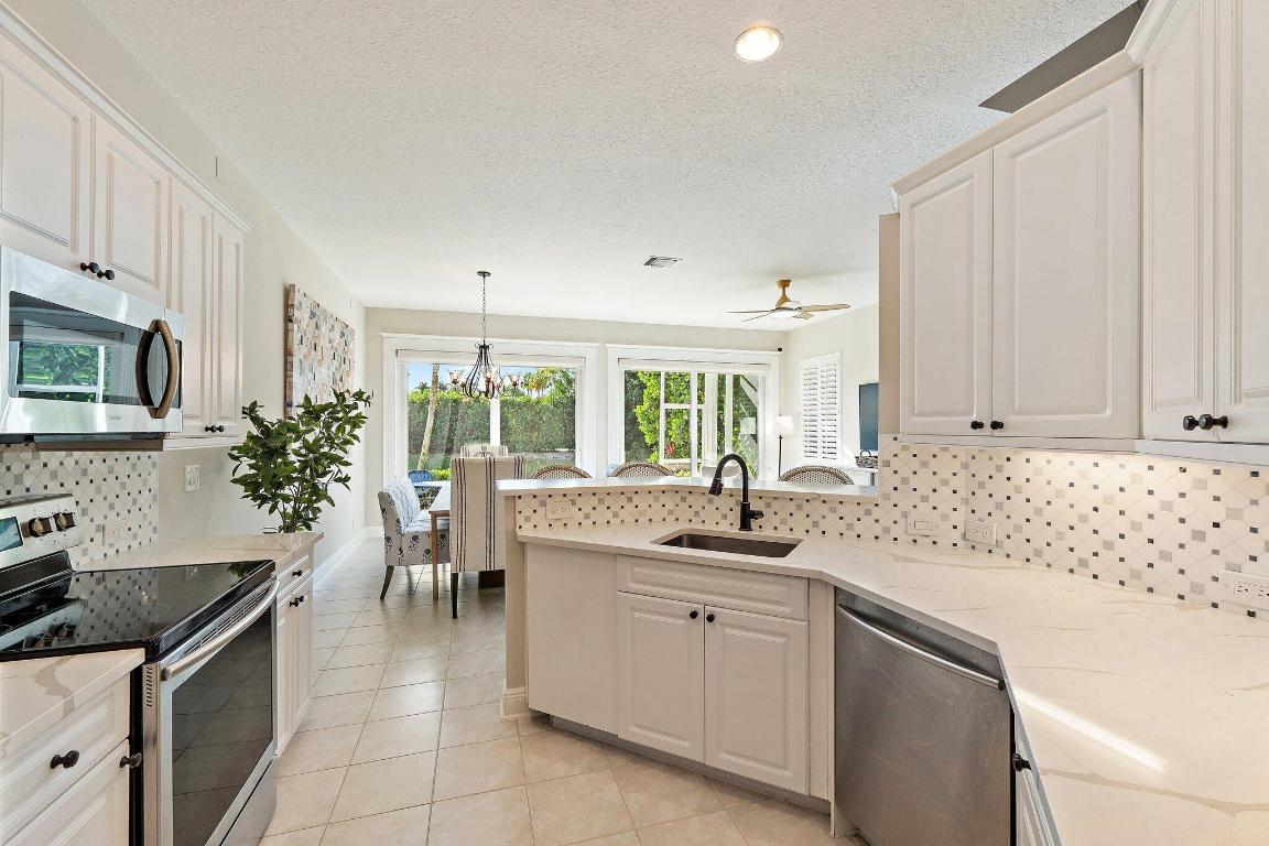 RESORT VILLAS - Residential