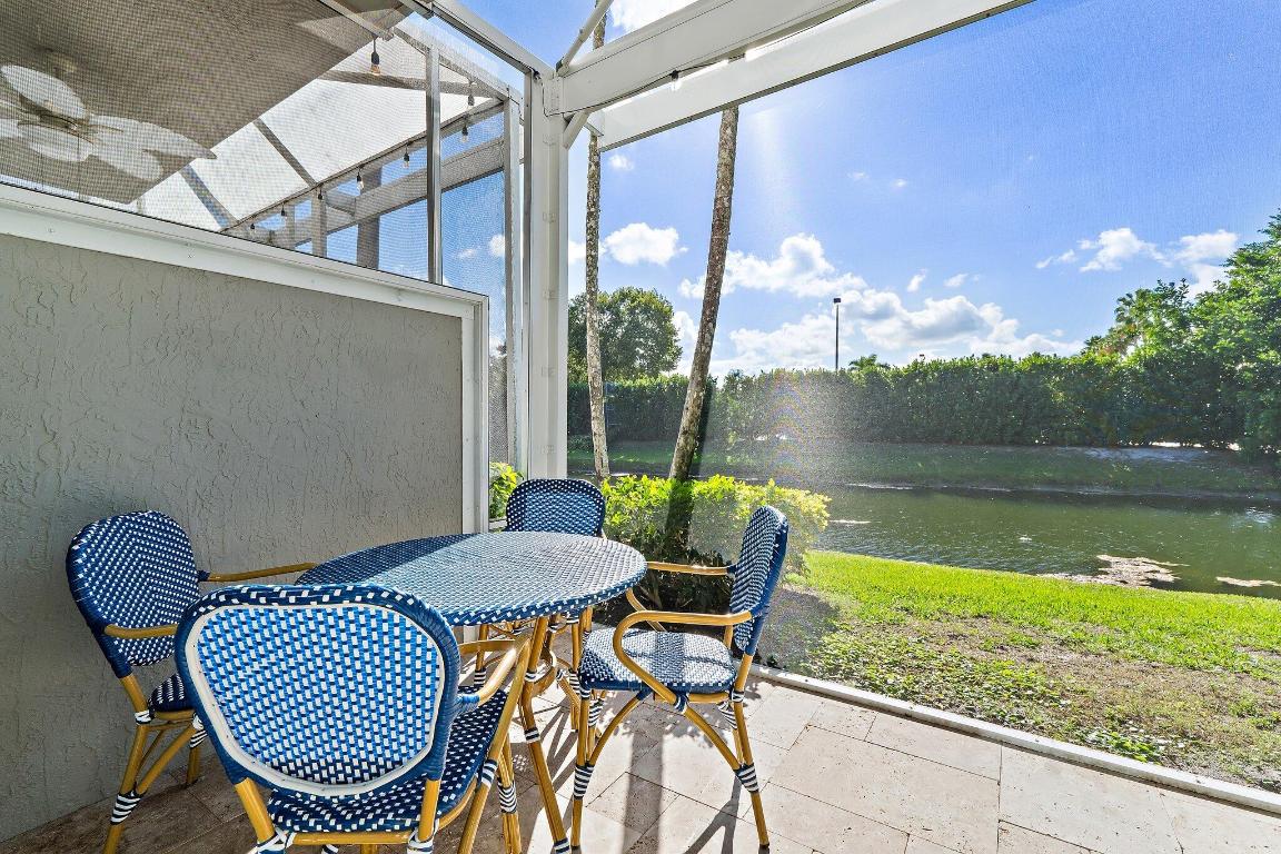 RESORT VILLAS - Residential