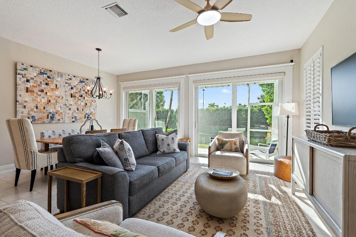 RESORT VILLAS - Residential