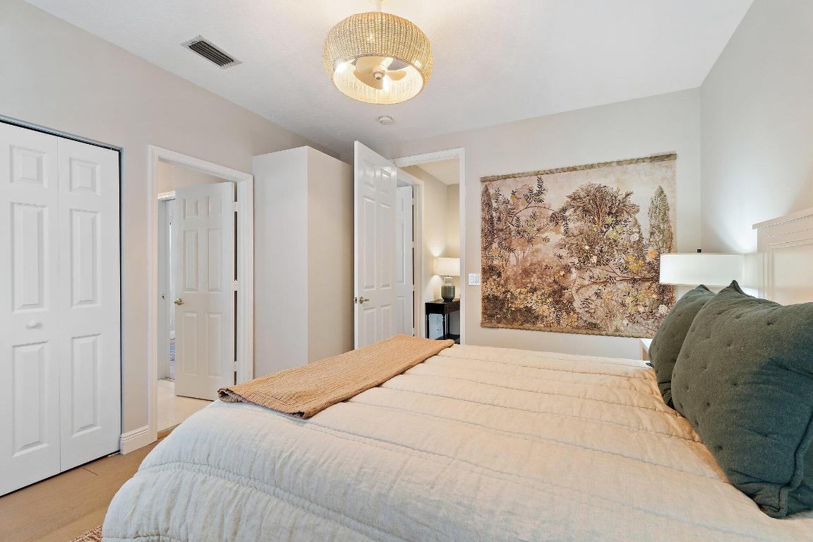 RESORT VILLAS - Residential