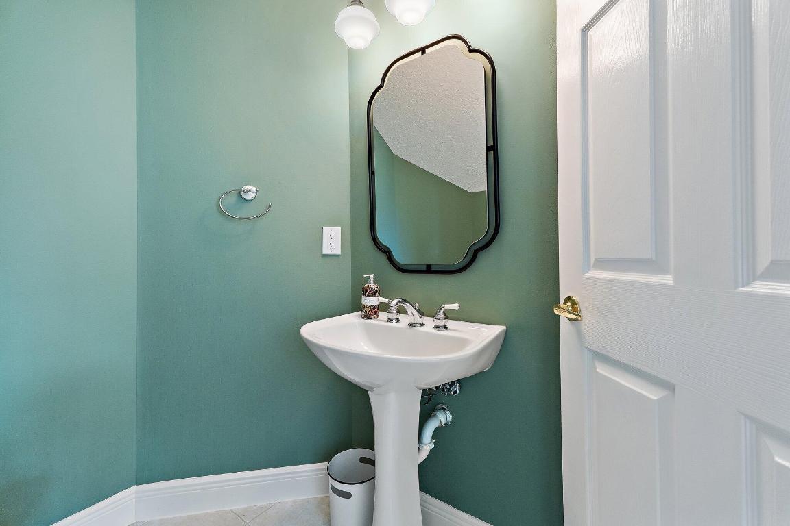 RESORT VILLAS - Residential