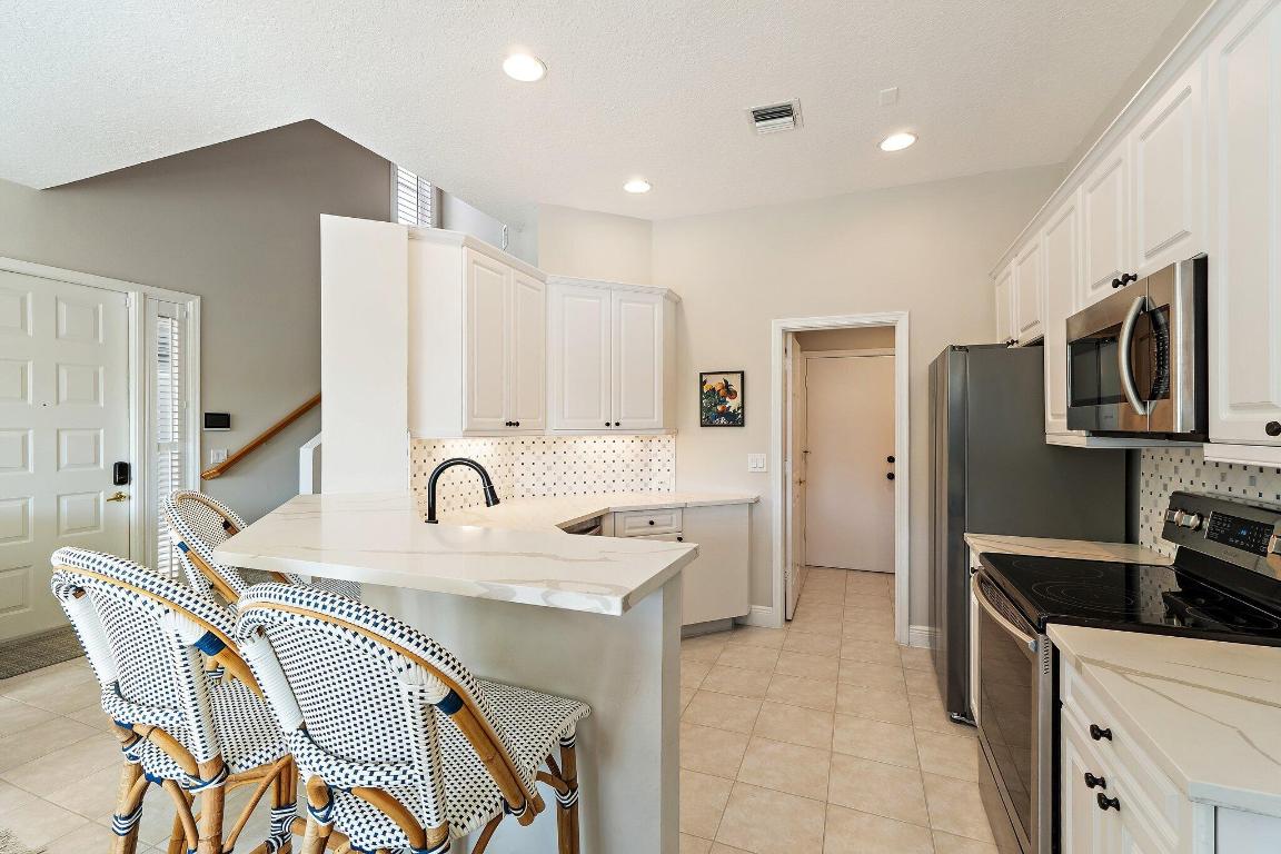 RESORT VILLAS - Residential